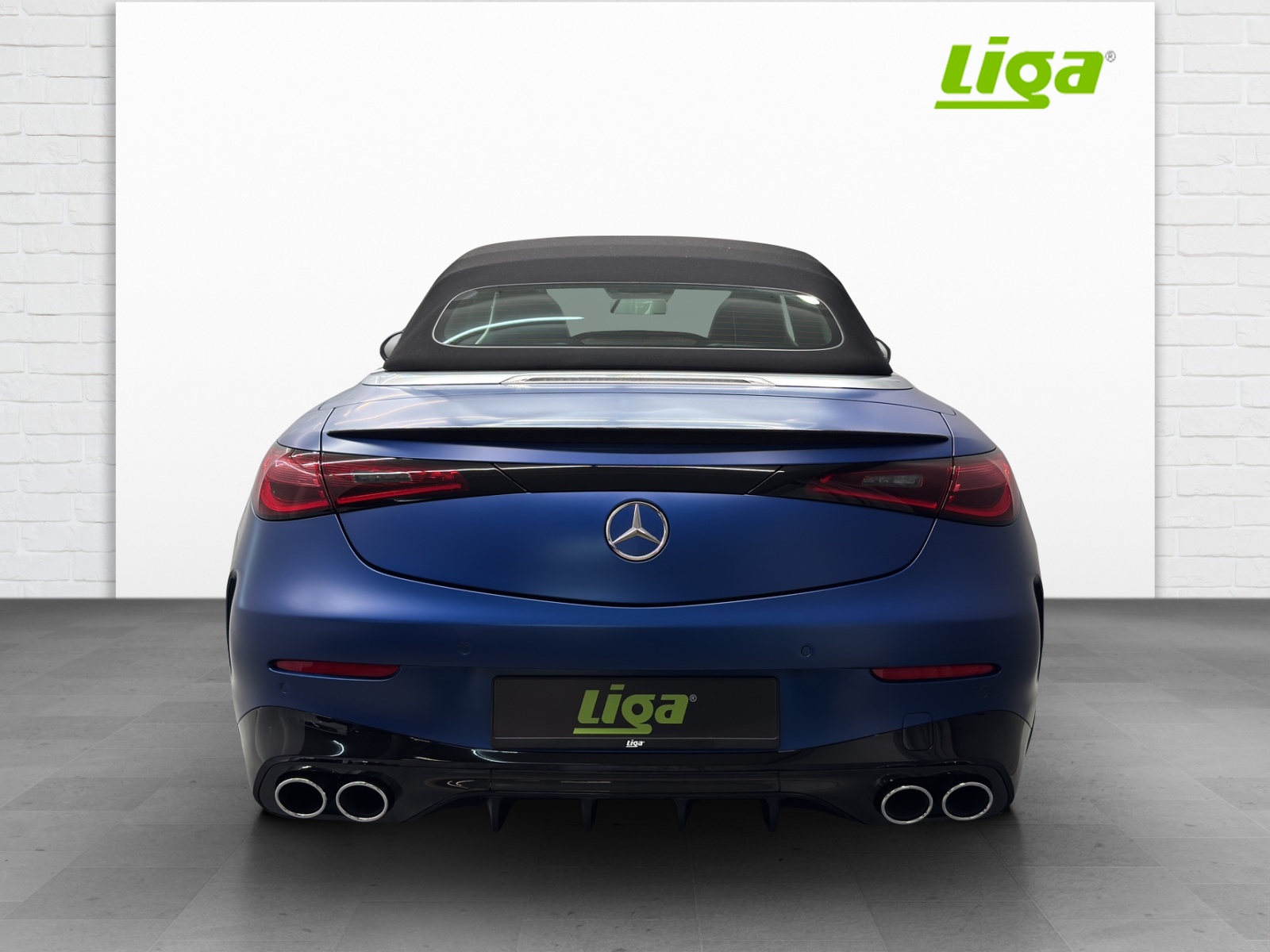 MERCEDES-BENZ AMG CLE 53 4Matic+ Cabriolet-image-4