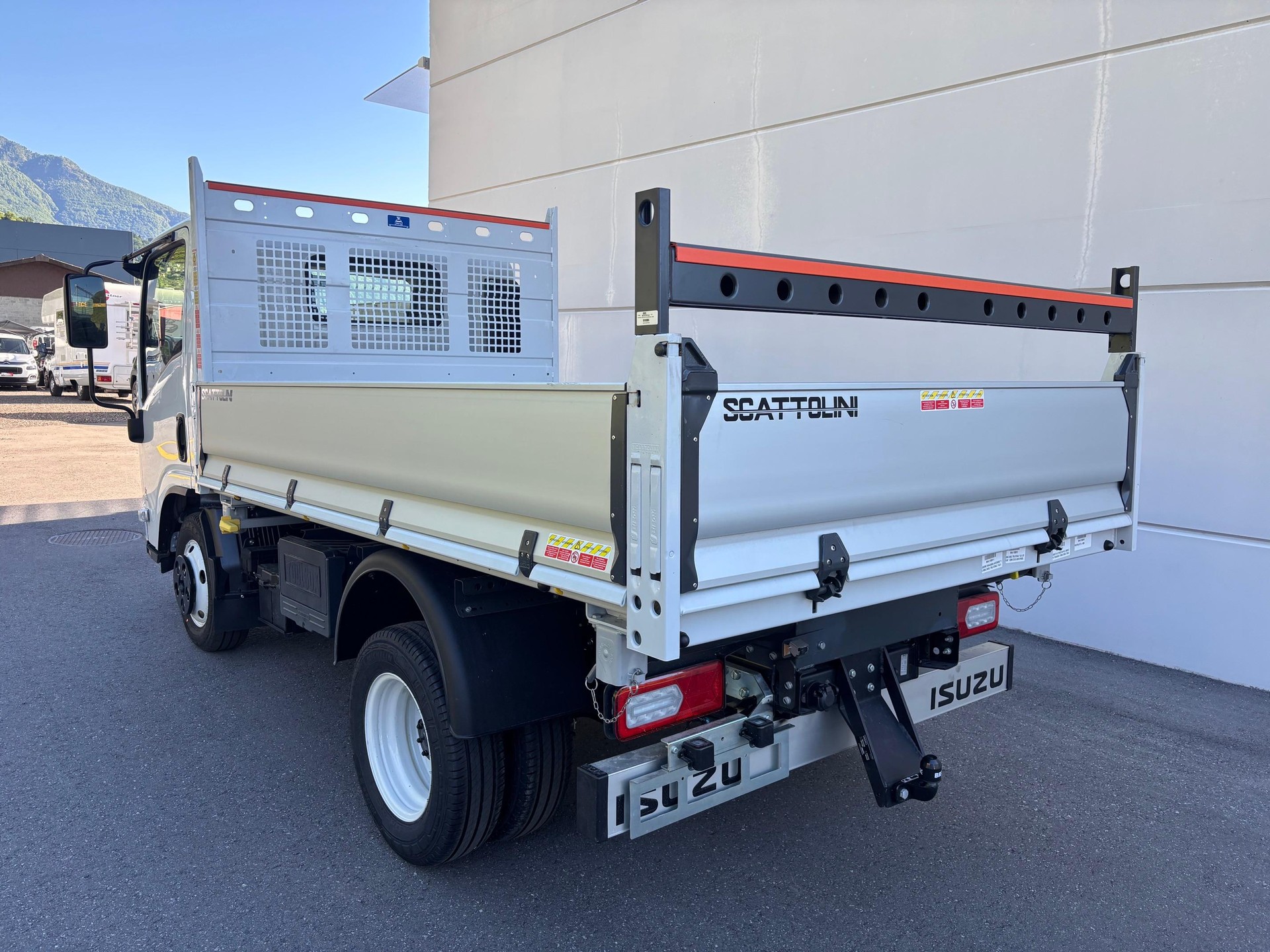 ISUZU M27 Kab.-Ch. F DR 3.0 Ddi-image-4