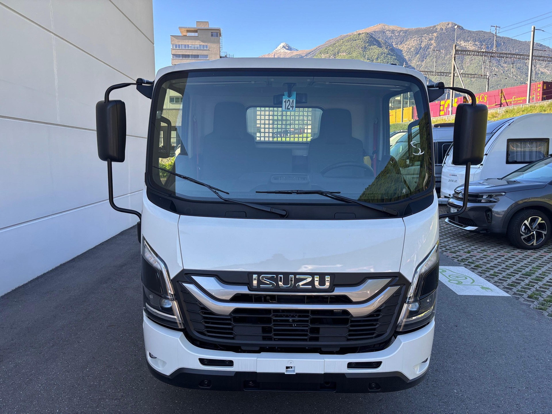 ISUZU M27 Kab.-Ch. F DR 3.0 Ddi-image-1