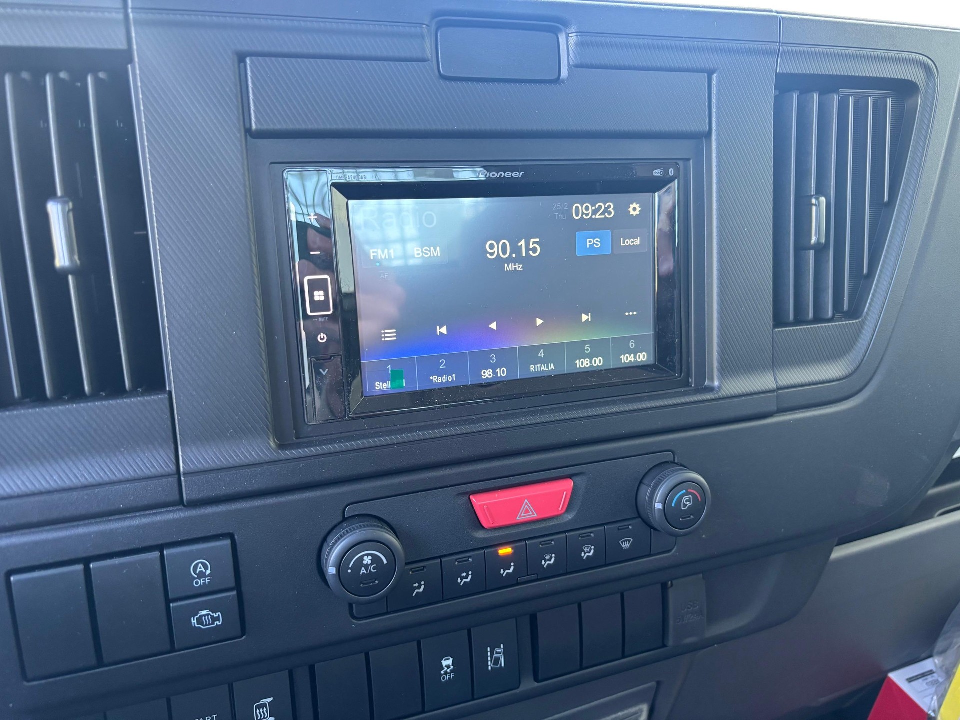 ISUZU M27 Kab.-Ch. F DR 3.0 Ddi-image-11