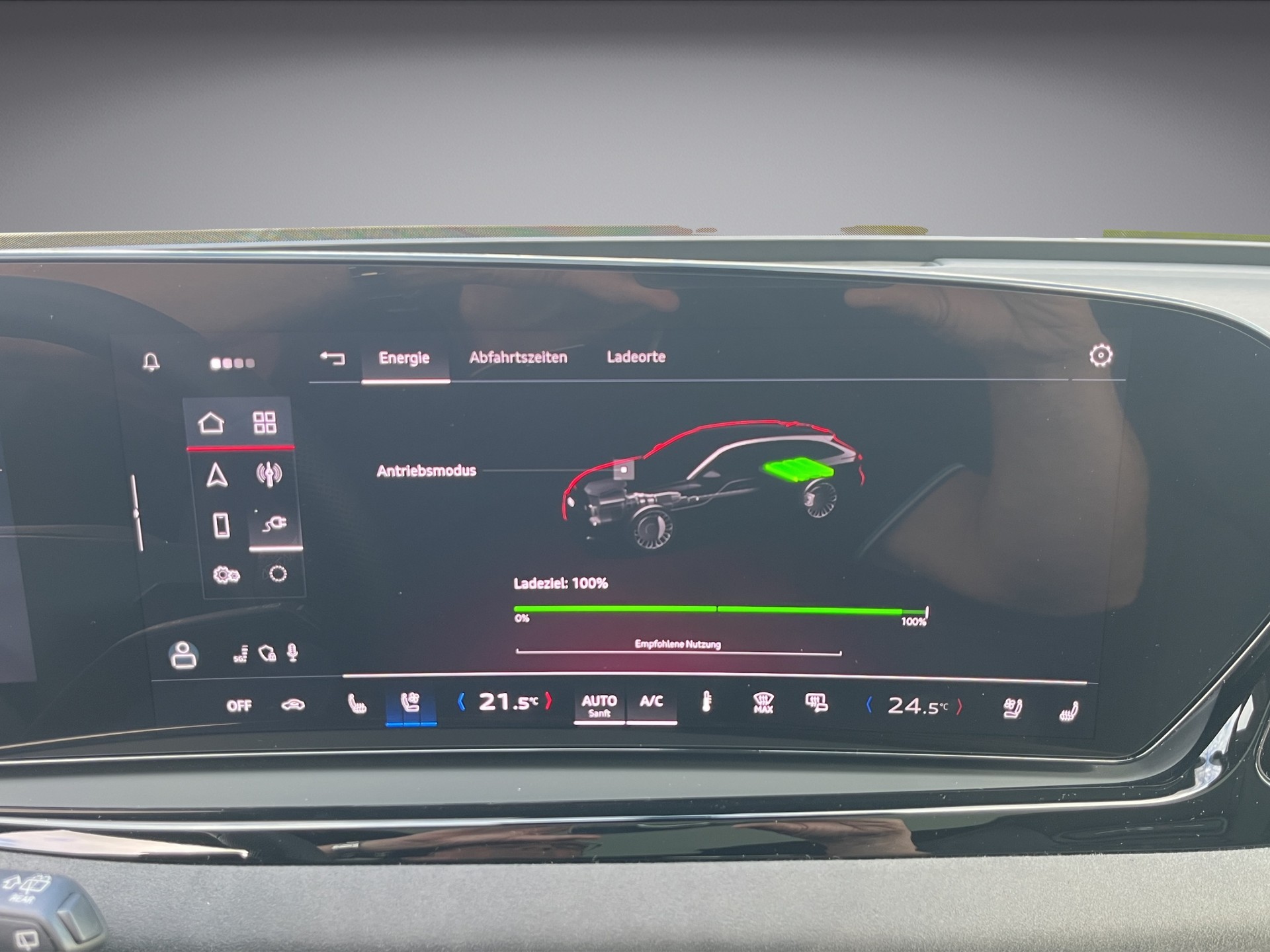 AUDI A6 Avant e-hybrid qu. 270 kW S tronic*ALL BLACK, Edition ONE, Panodach, S-Sportsitze,Np: Fr. 123'630.-*-image-26