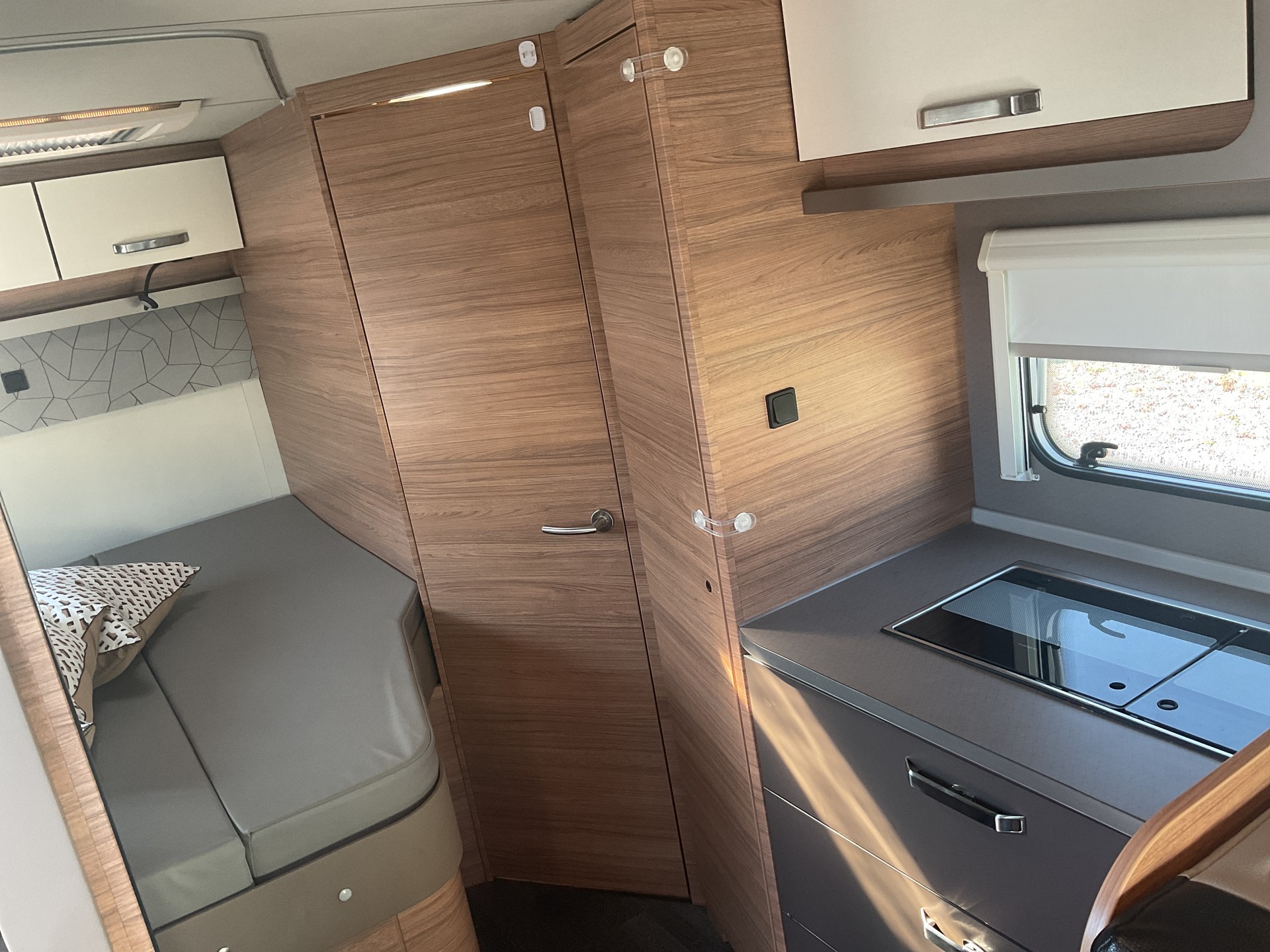FIAT 2024 Ford Transit Weinsberg Carasuite | Automatik | 5 Schlafplätze-showroom-element-2