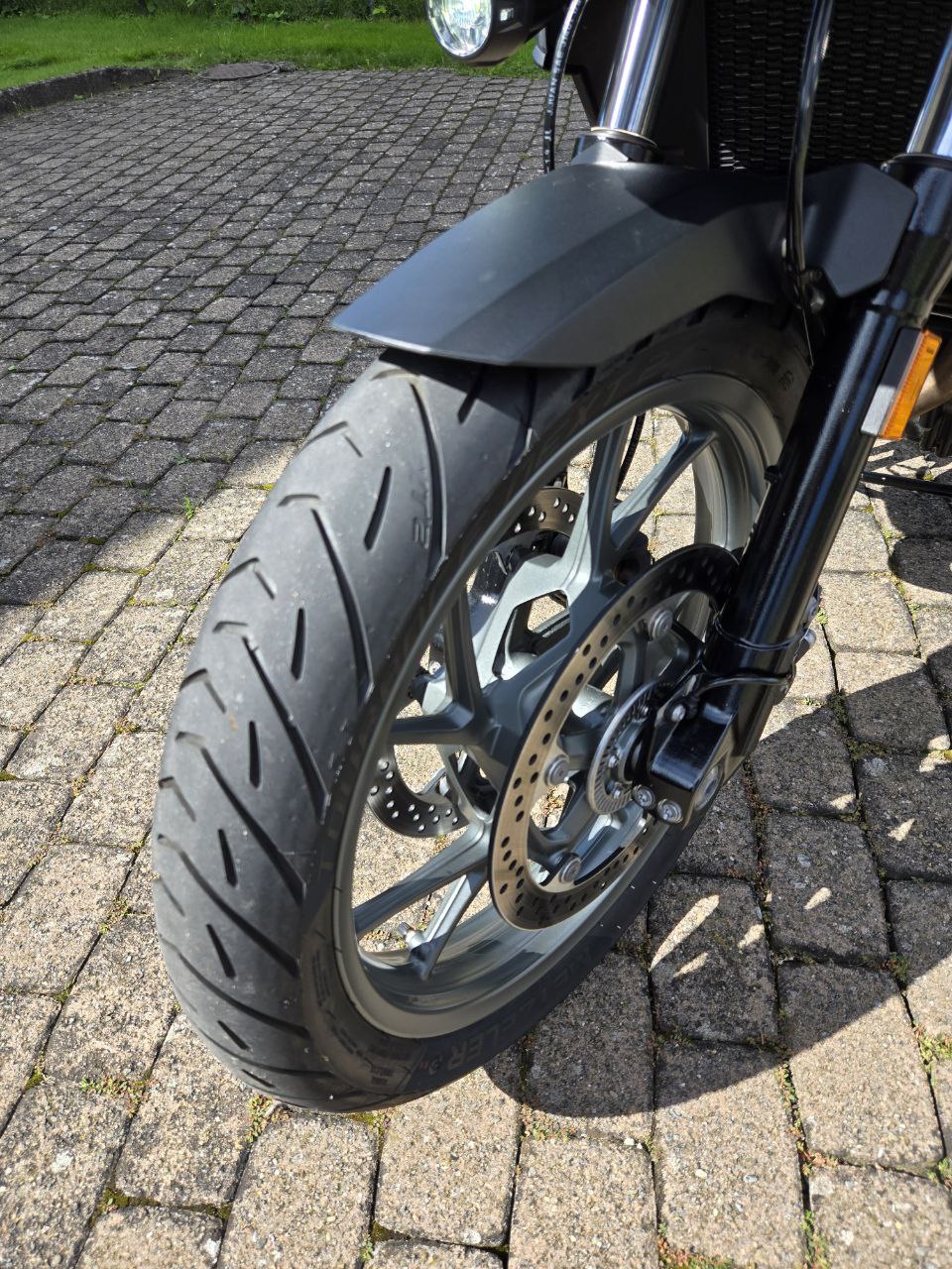 BMW F 750 GS ABS Exclusive-image-7