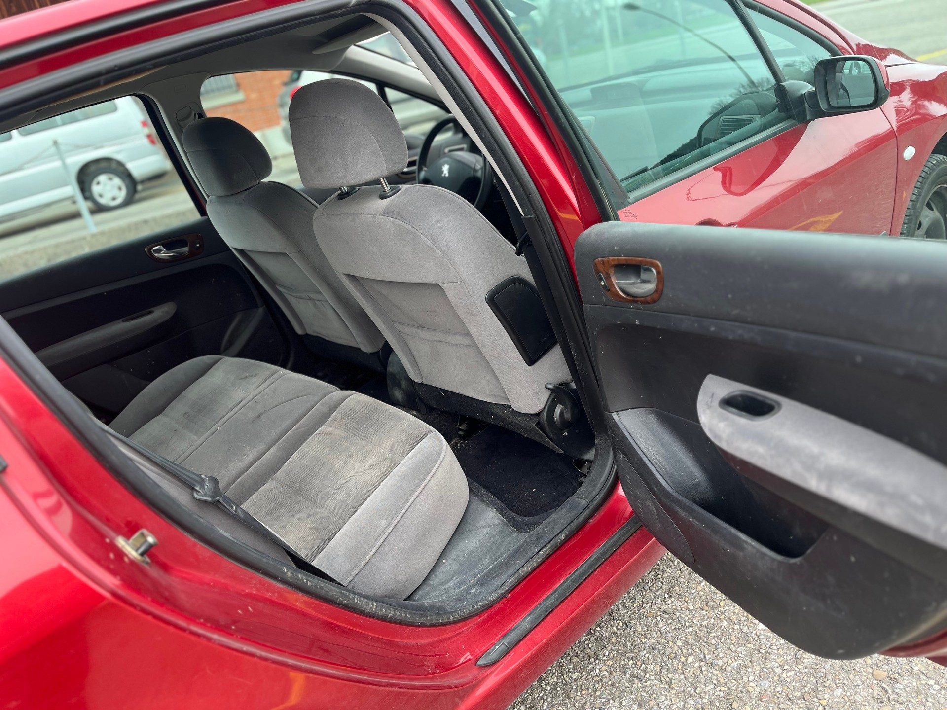 PEUGEOT Limousine Diesel HDI mit Klima Jg:2002-image-11