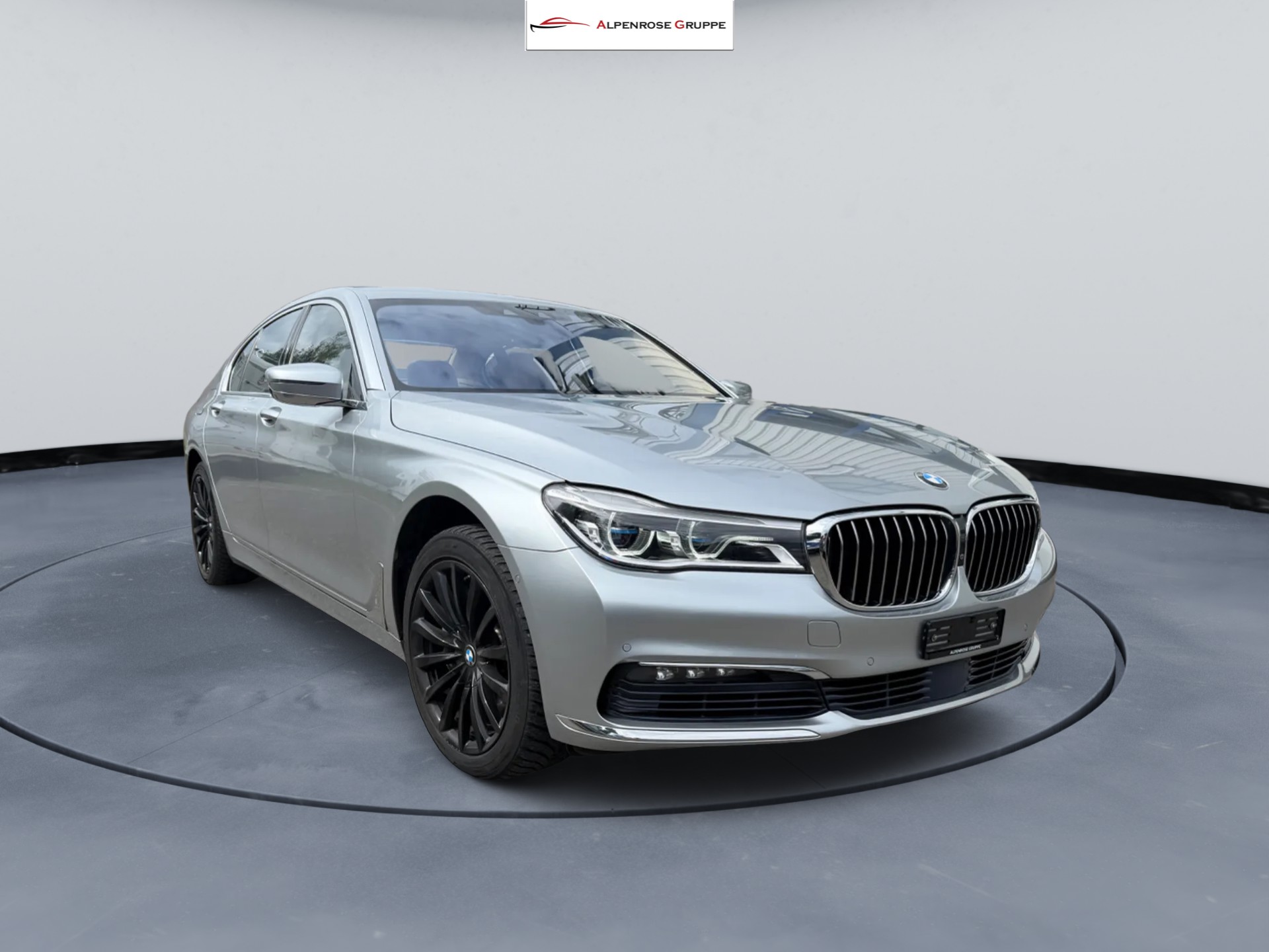 BMW 750i xDrive Steptronic