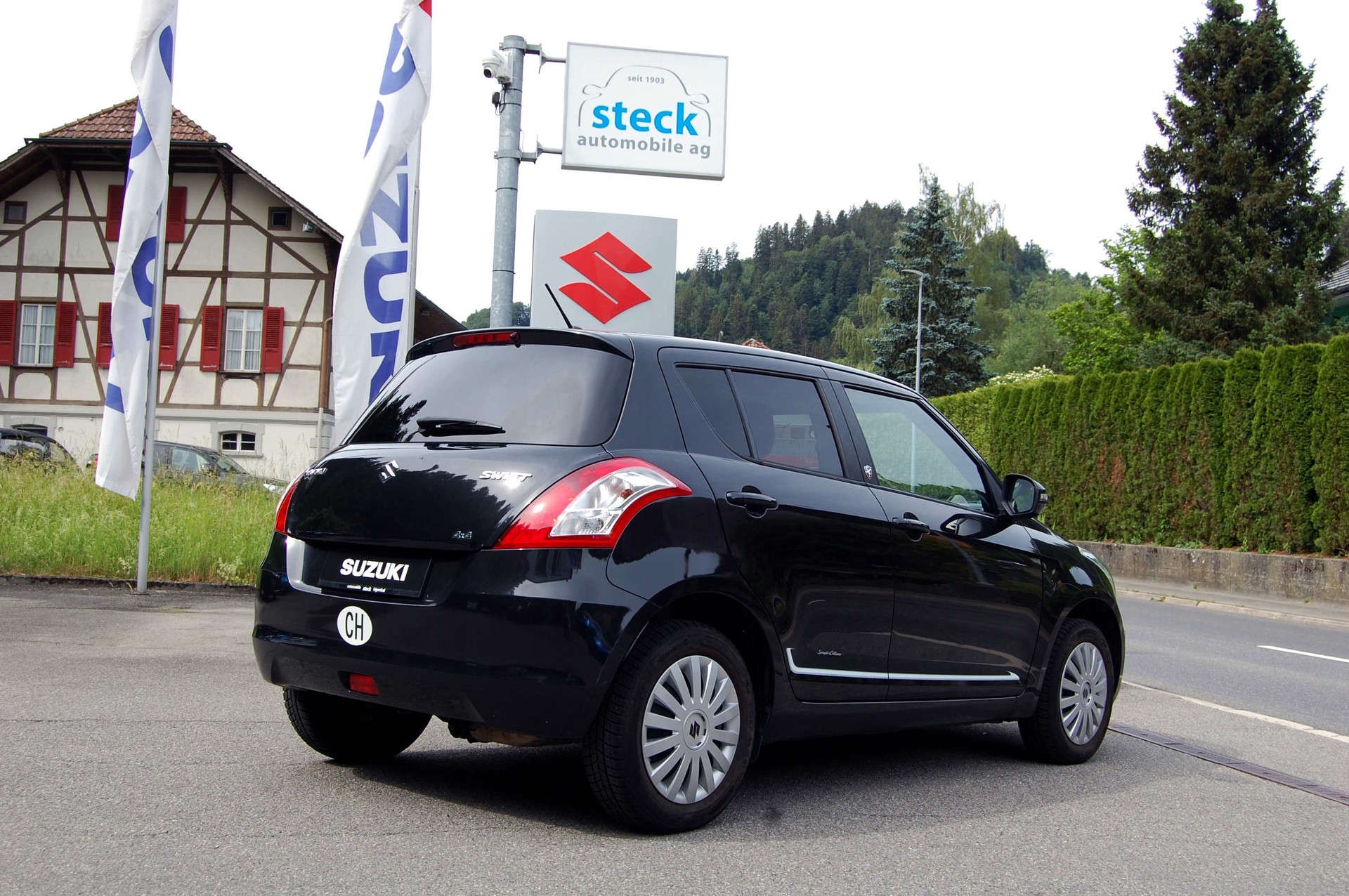 SUZUKI Swift 1.2i 16V Sergio Cellano Top 4x4-image-4