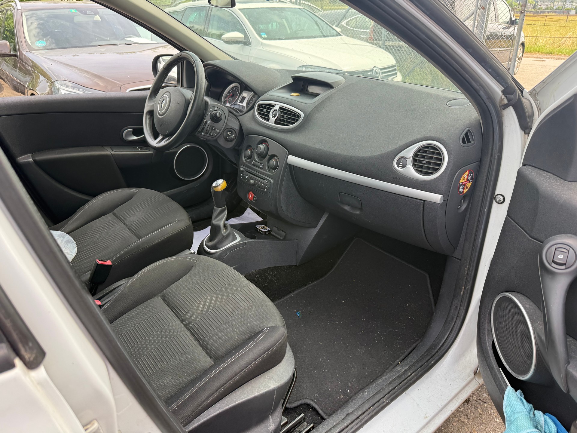 RENAULT Clio Grandtour 1.2 16V Turbo Dynamique-image-6