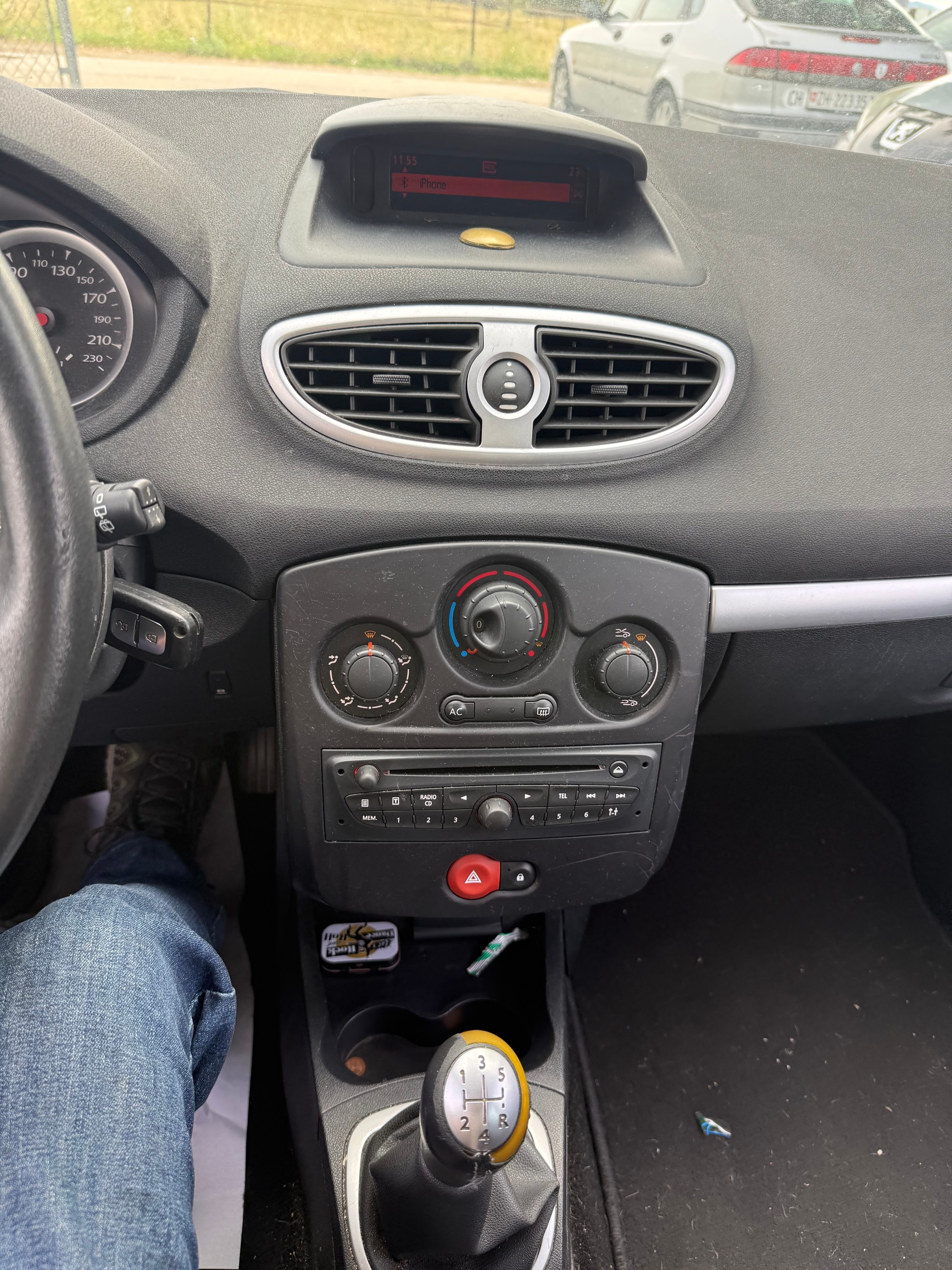 RENAULT Clio Grandtour 1.2 16V Turbo Dynamique-image-11