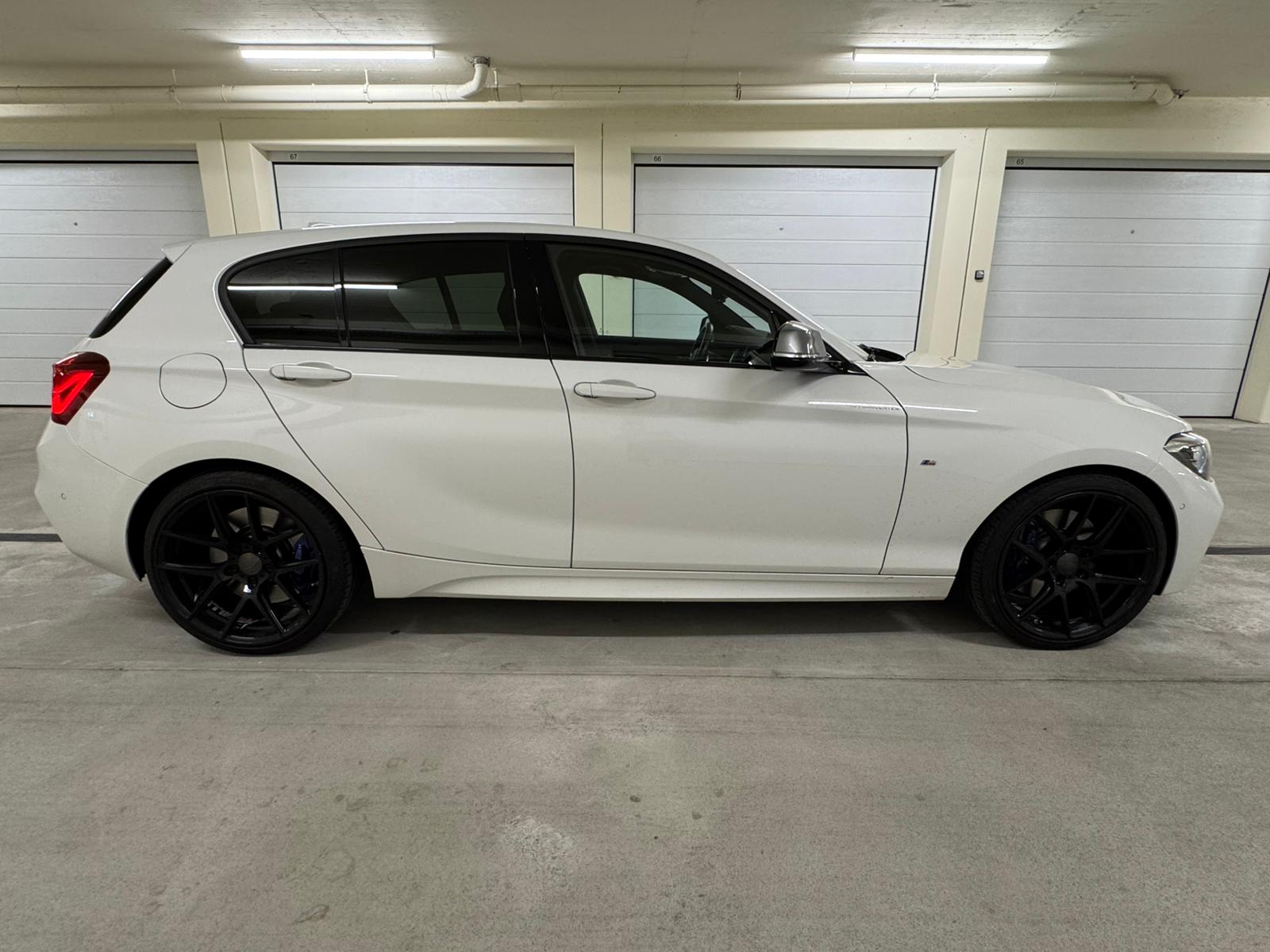 BMW M140i xDrive Steptronic-image-7