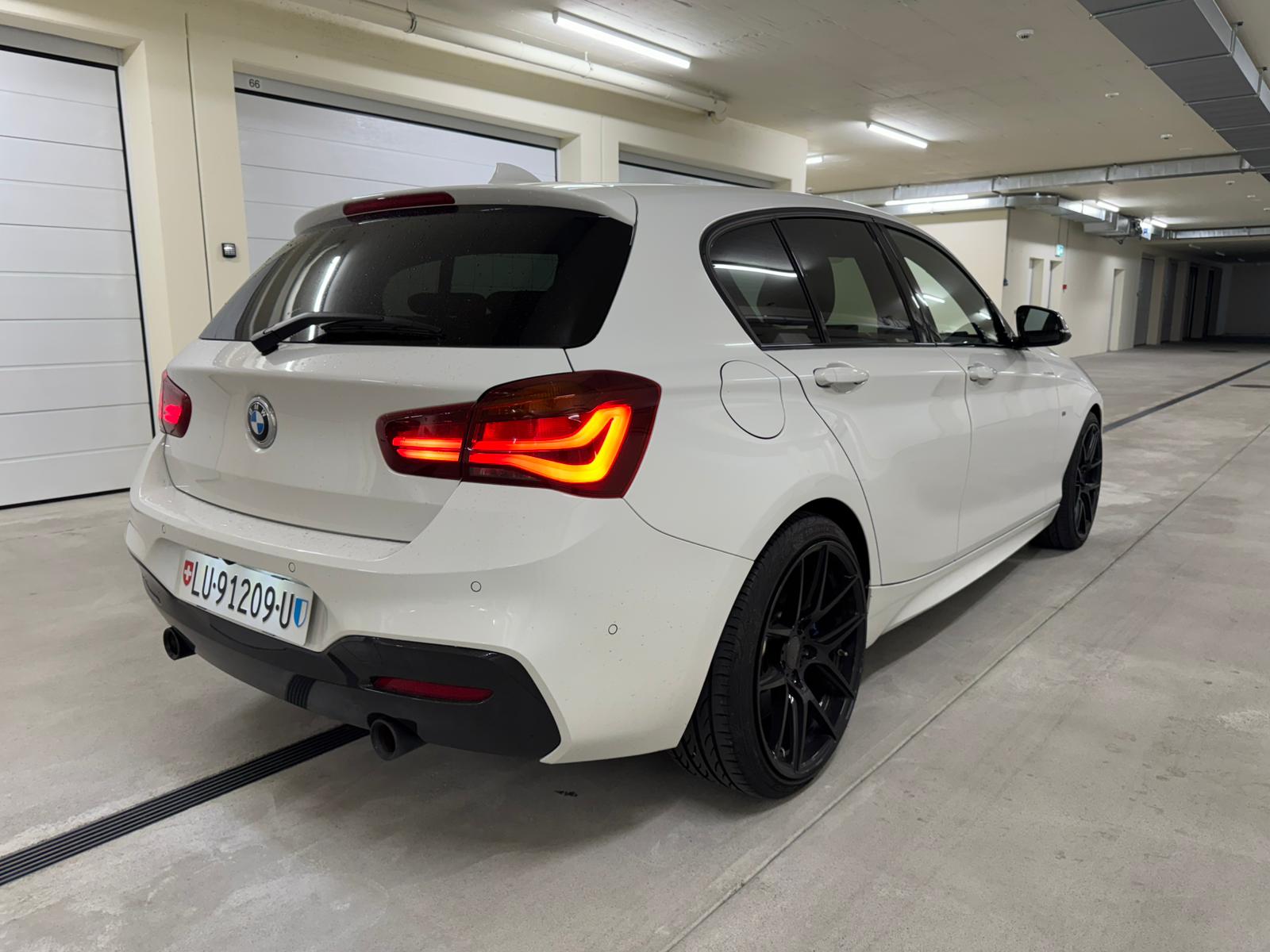 BMW M140i xDrive Steptronic-image-6