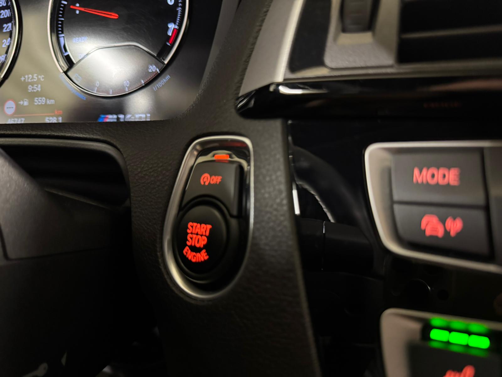 BMW M140i xDrive Steptronic-image-20