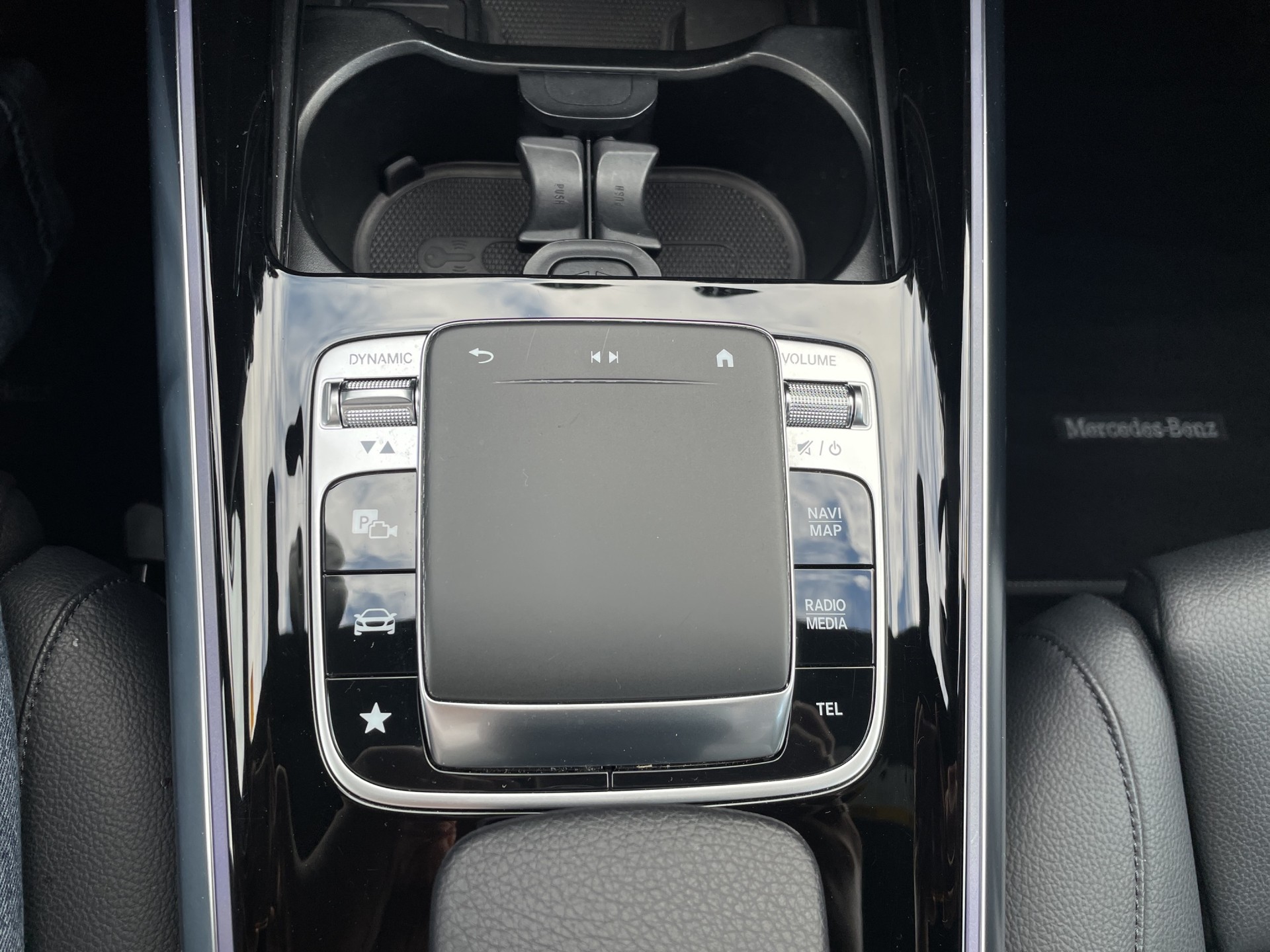 MERCEDES-BENZ B 200 Progressive-image-20