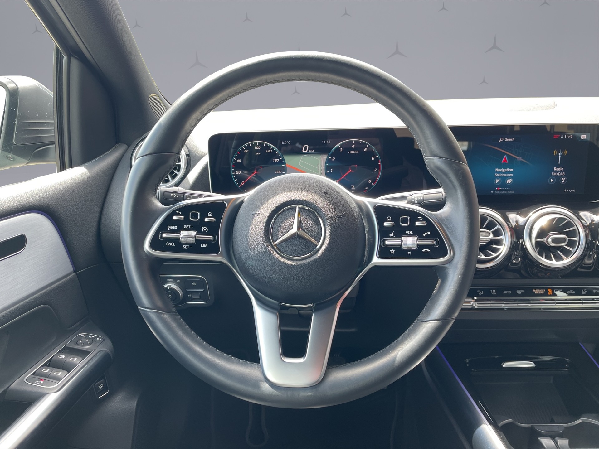 MERCEDES-BENZ B 200 Progressive-image-10