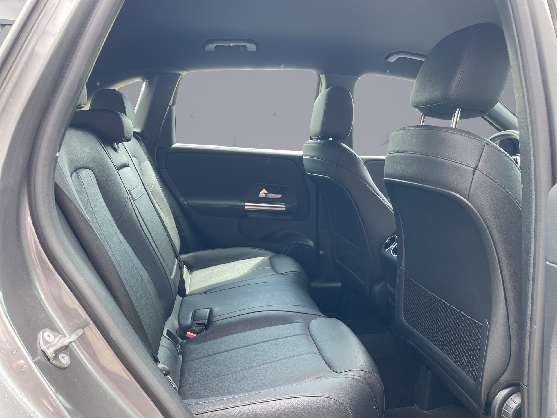 MERCEDES-BENZ B 200 Progressive-image-16