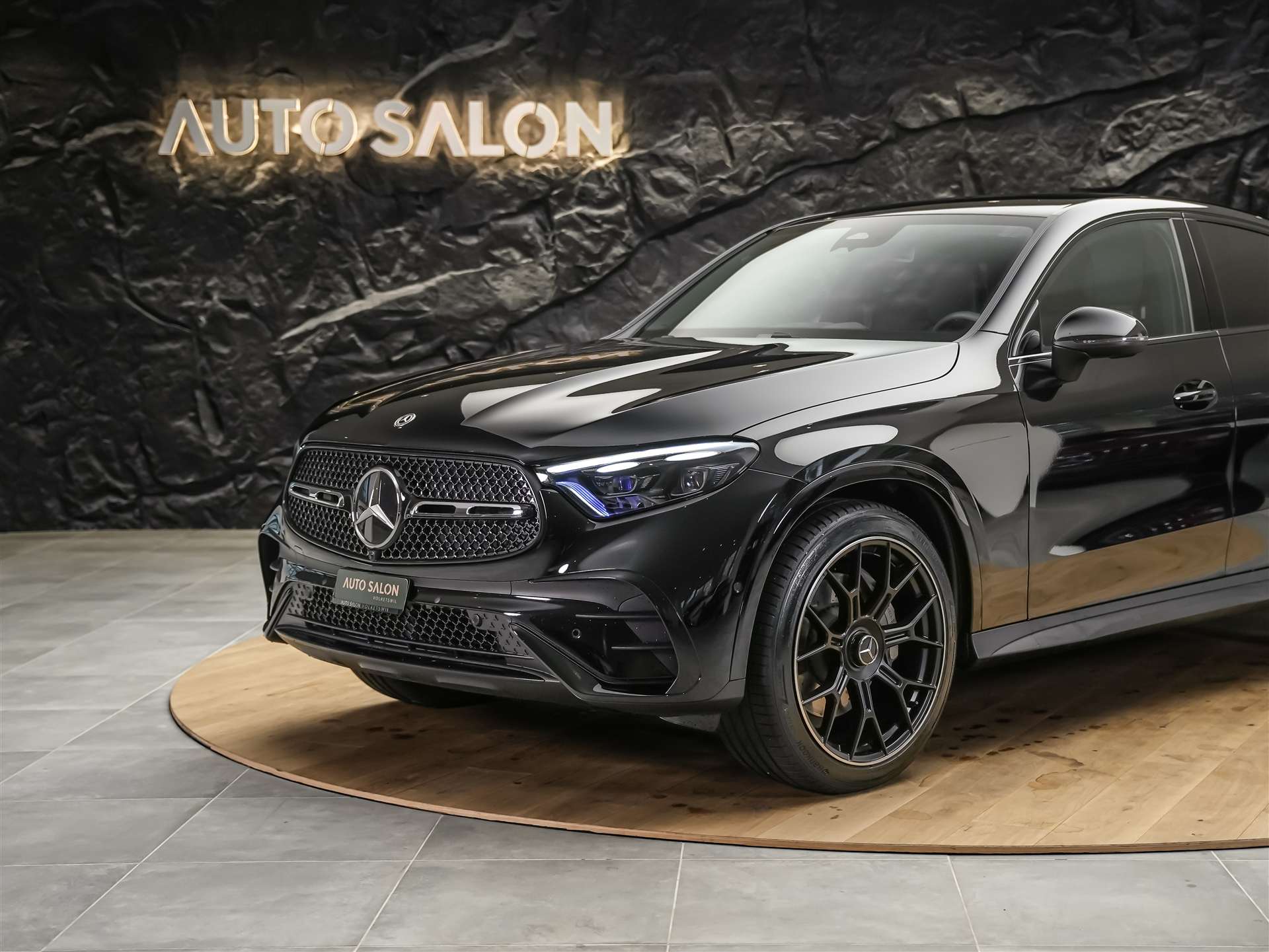 MERCEDES-BENZ GLC 200 AMG Line 4matic Coupé *Werksgarantie*21" Felgen*Night Paket*Abstandsregler*-image-13