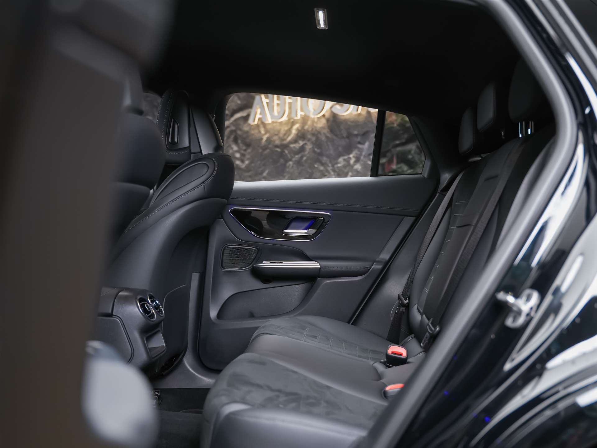 MERCEDES-BENZ GLC 200 AMG Line 4matic Coupé *Werksgarantie*21" Felgen*Night Paket*Abstandsregler*-image-11