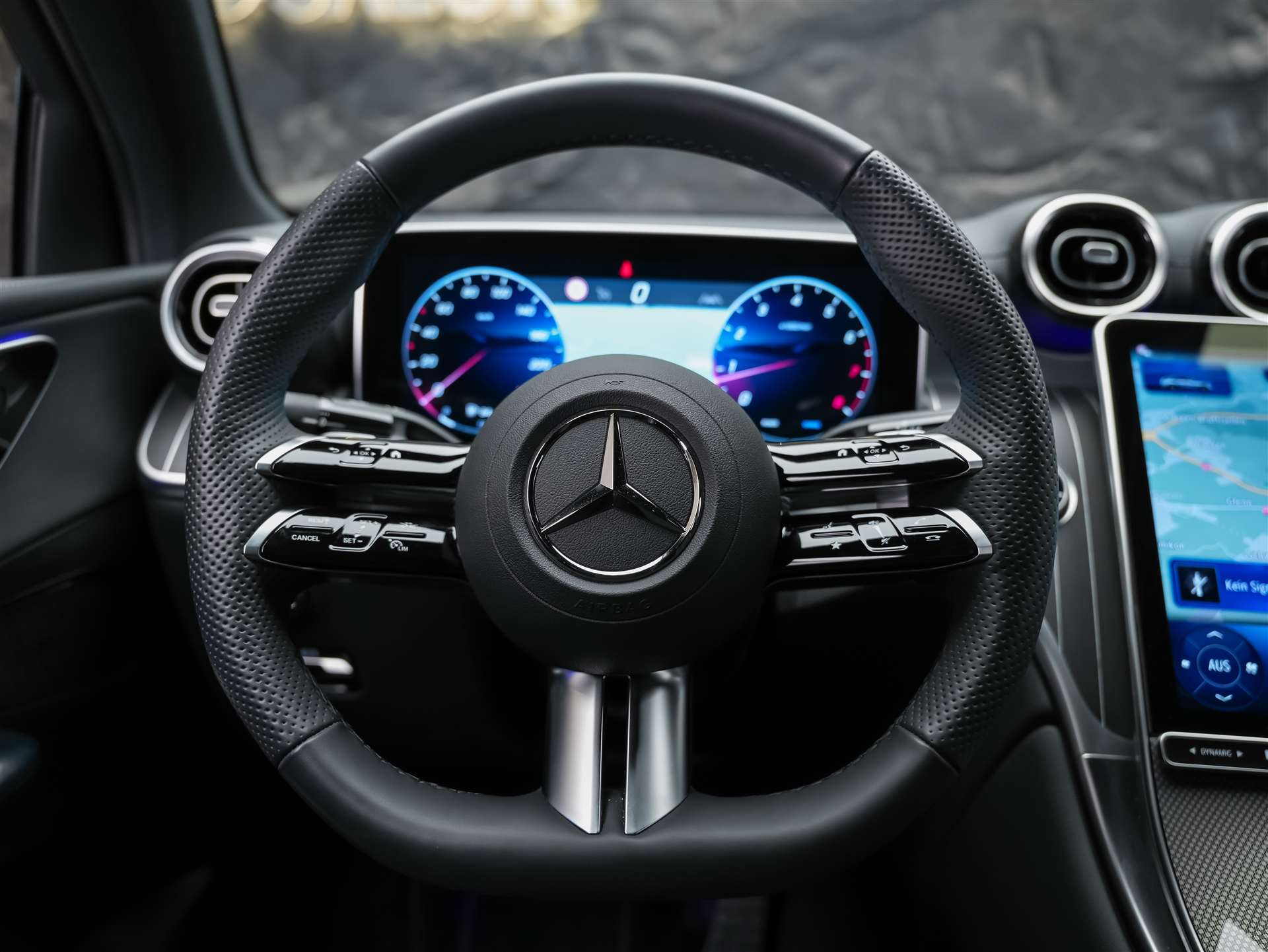 MERCEDES-BENZ GLC 200 AMG Line 4matic Coupé *Werksgarantie*21" Felgen*Night Paket*Abstandsregler*-image-26