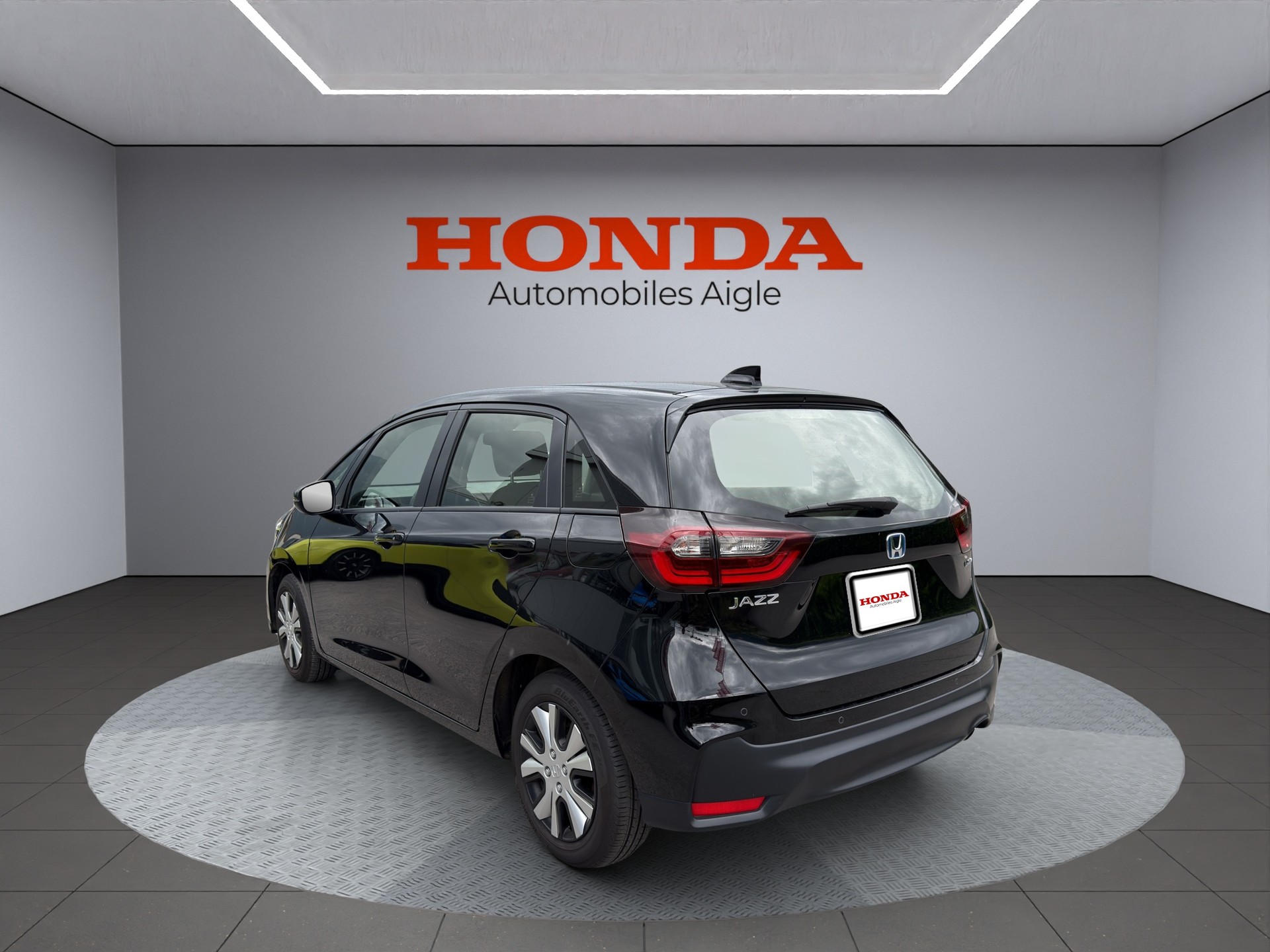 HONDA Jazz 1.5i-MMD Elegance E-CVT-showroom-element-3
