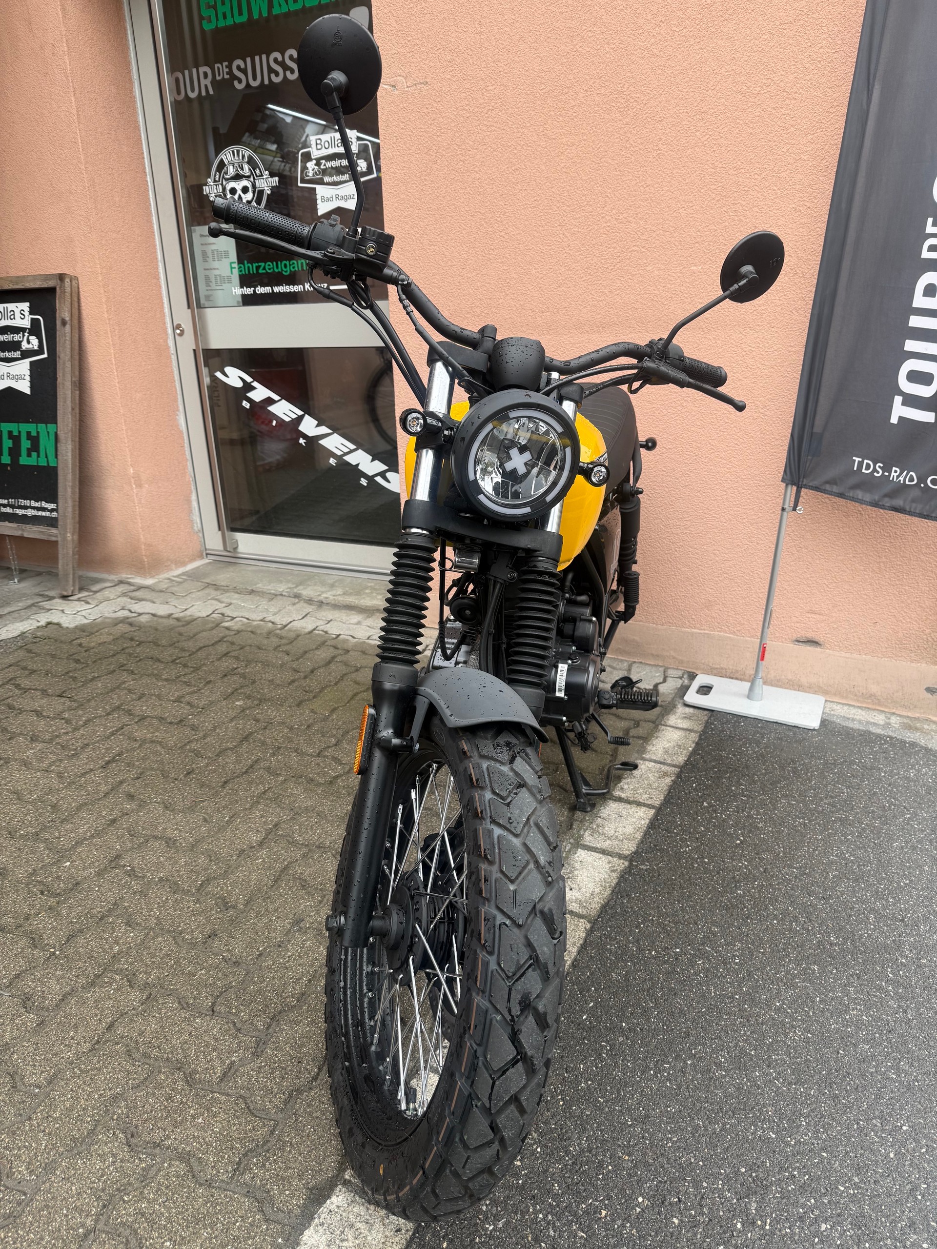 BRIXTON Cromwell 125 CBS-image-2
