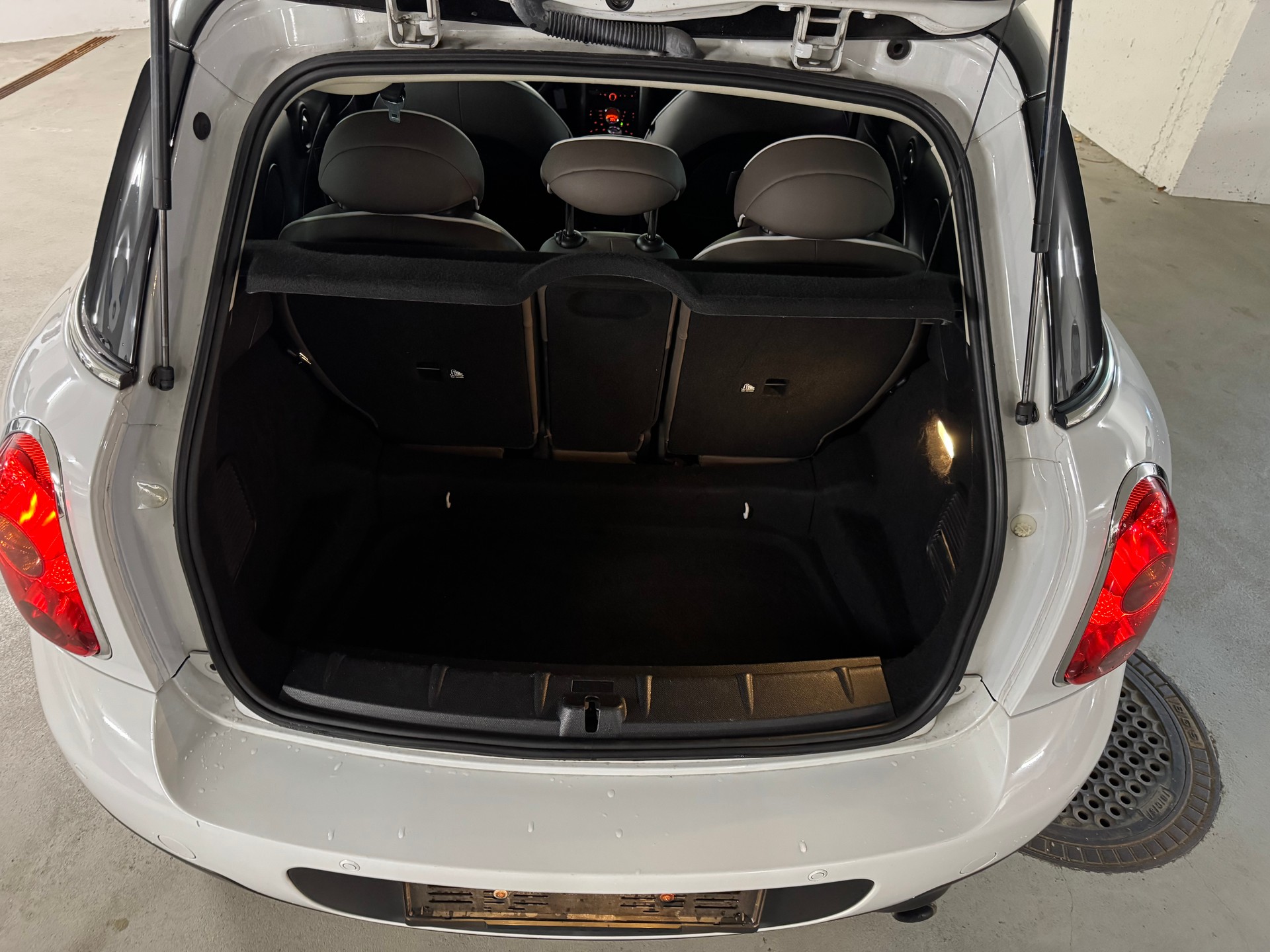 MINI Countryman Cooper FWD-image-7