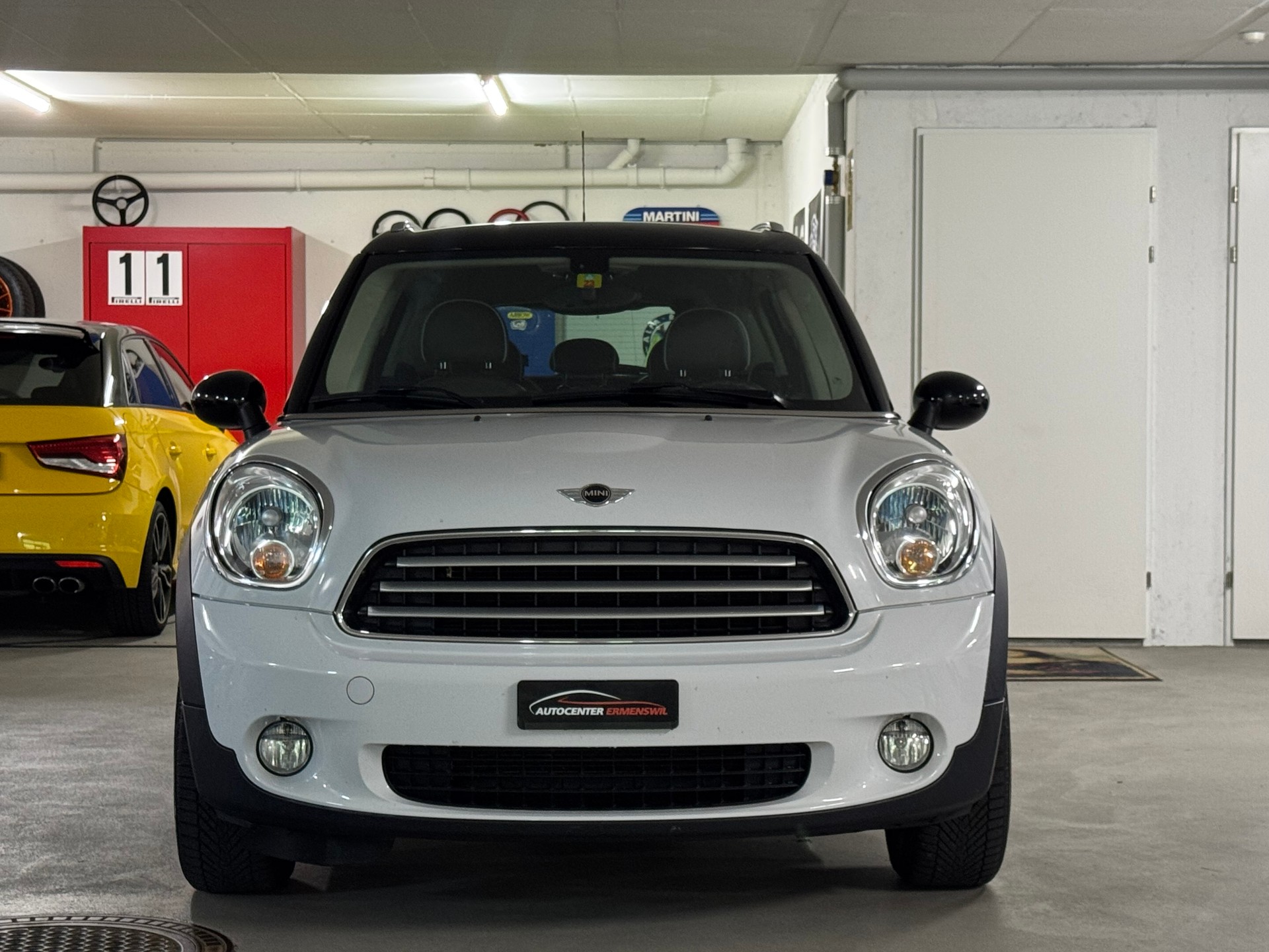 MINI Countryman Cooper FWD-image-1