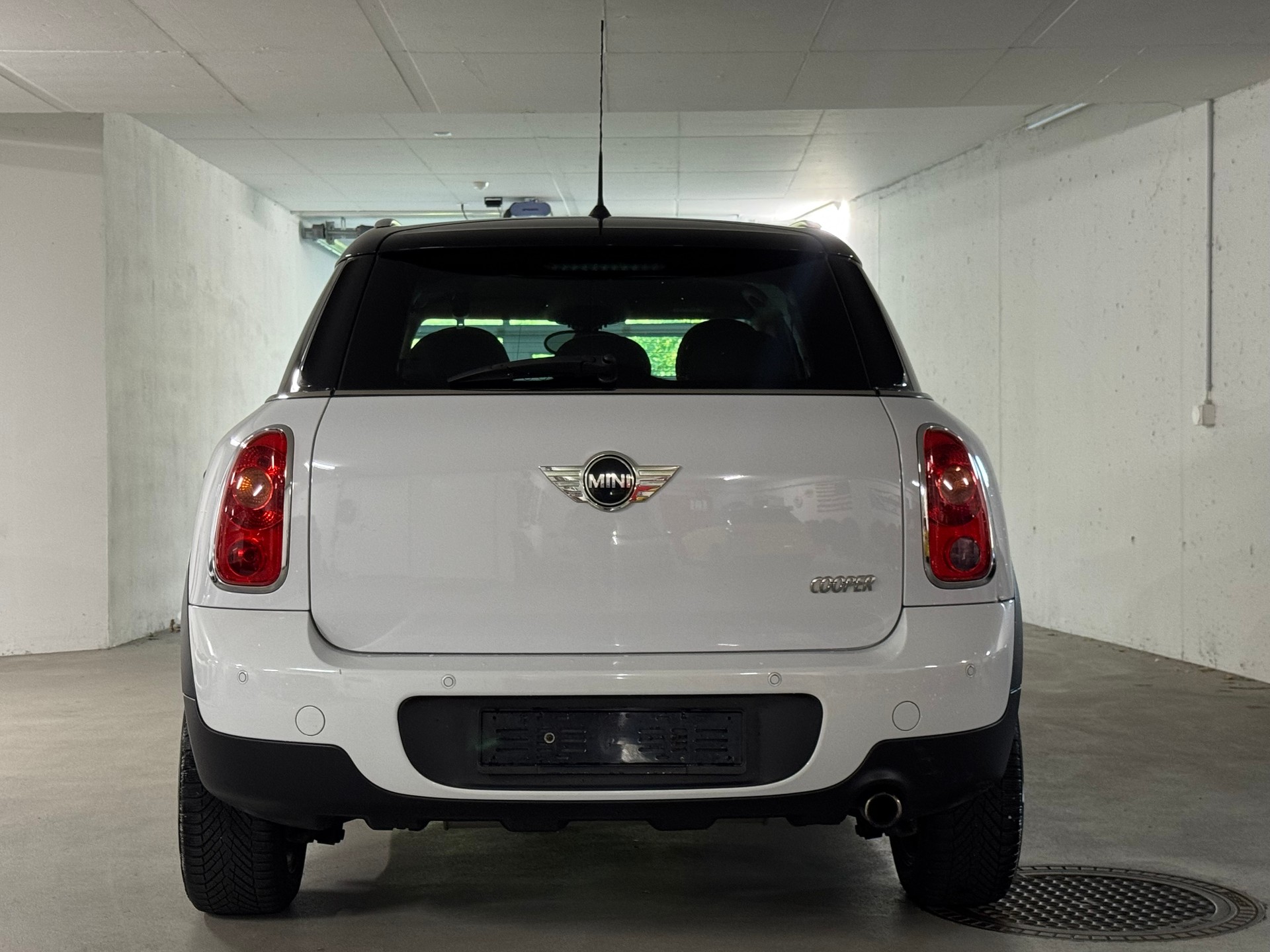 MINI Countryman Cooper FWD-image-5