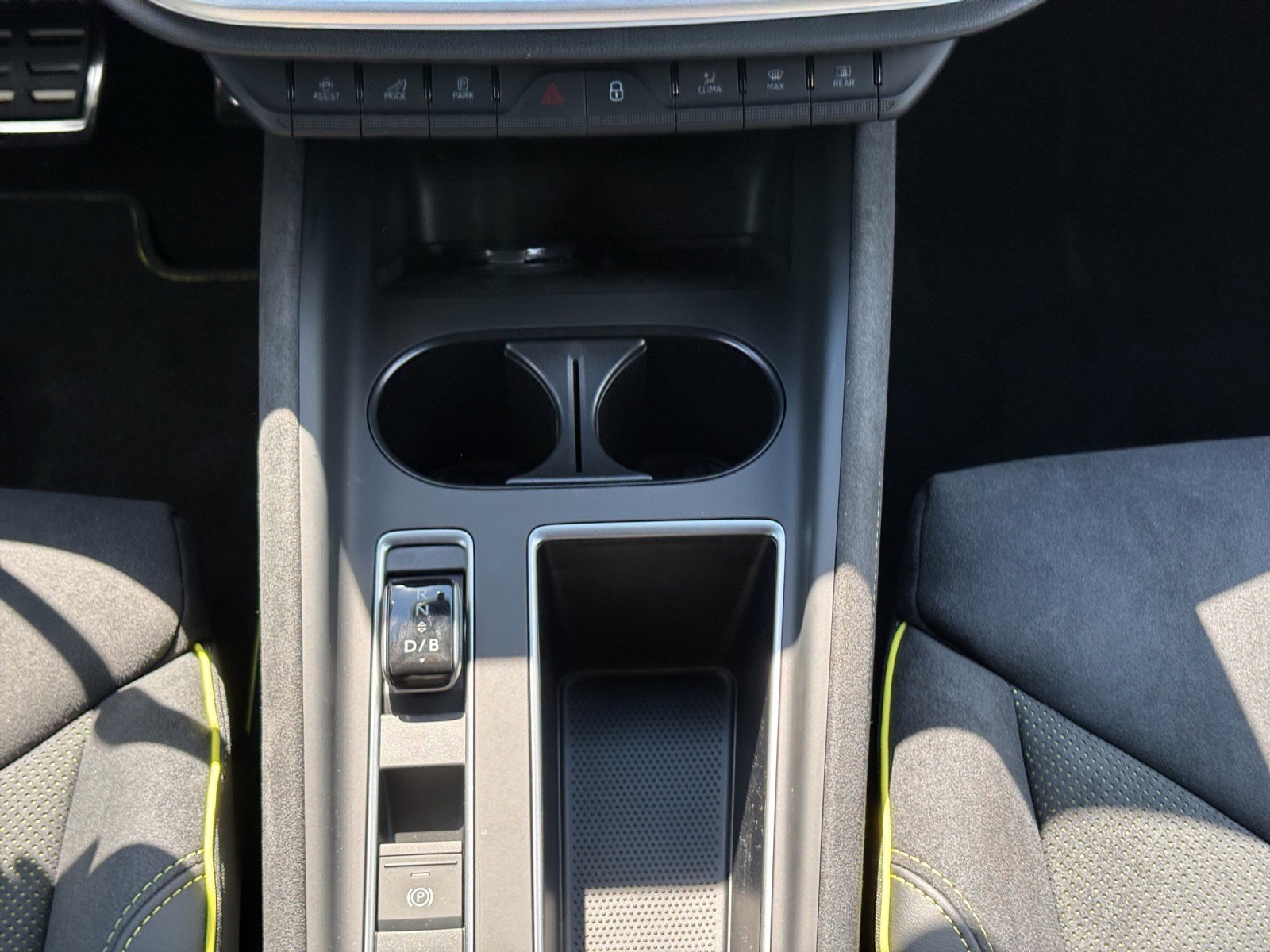 SKODA Elroq RS 4x4-image-14
