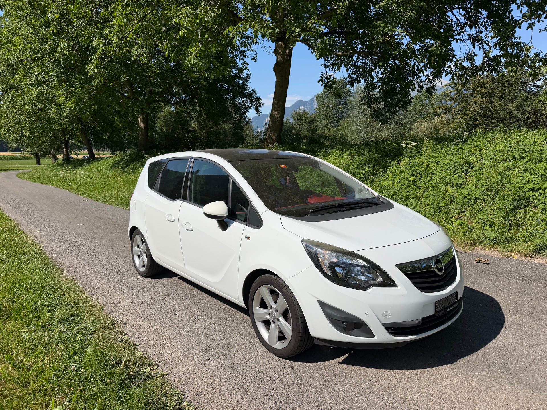OPEL Meriva 1.4 Turbo Color Edition
