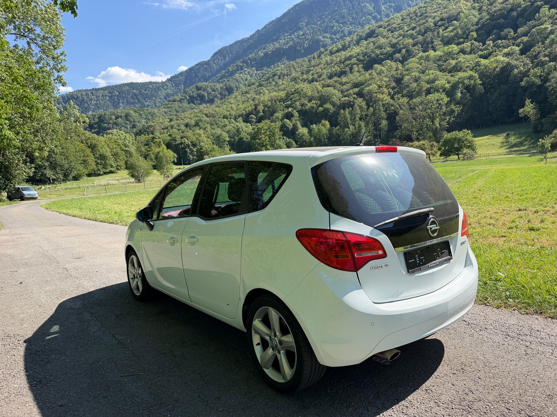 OPEL Meriva 1.4 Turbo Color Edition-image-5
