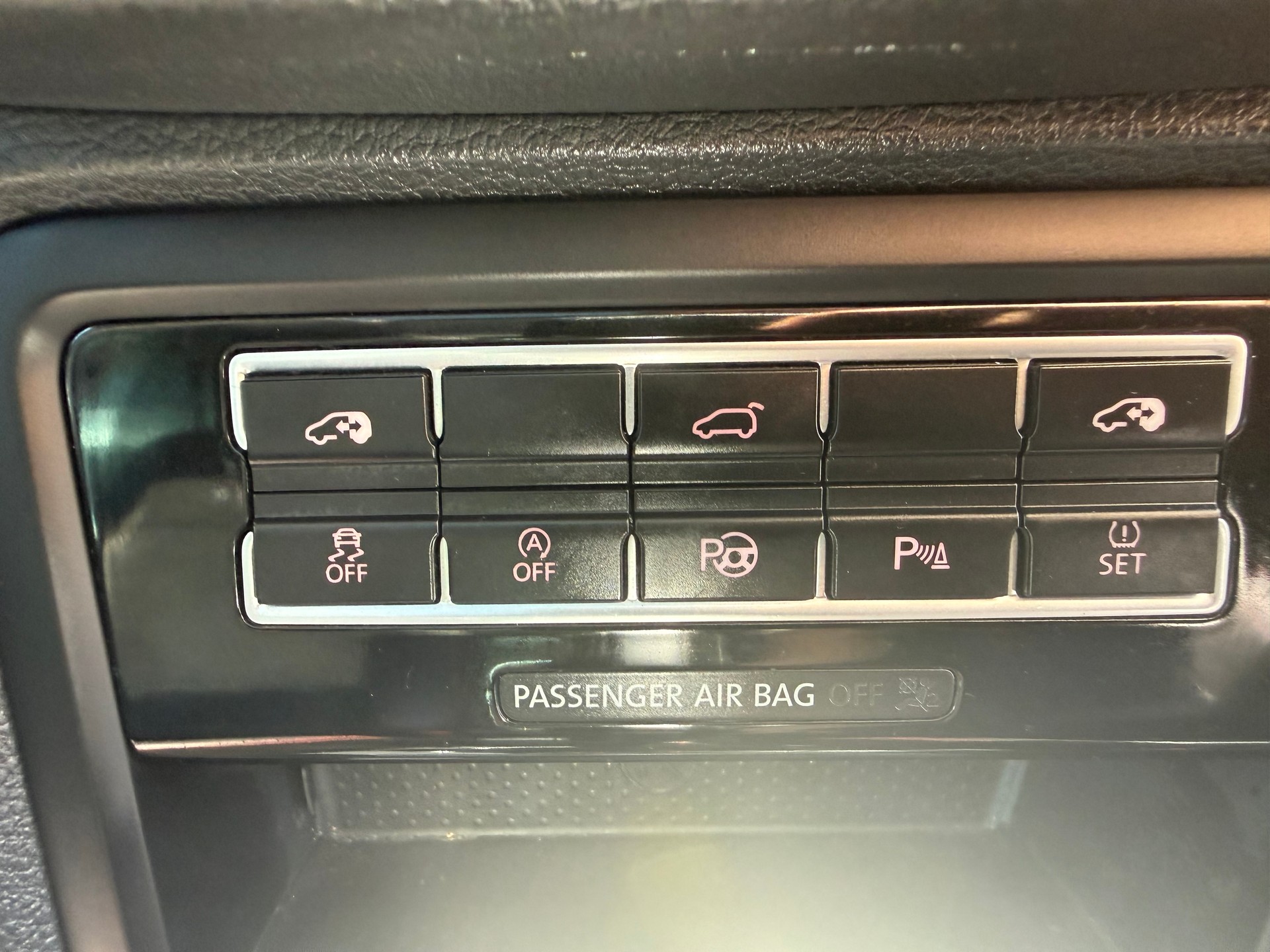 SEAT Alhambra 2.0 TDI FR Line 7 PLATZ Automat DSG-image-9
