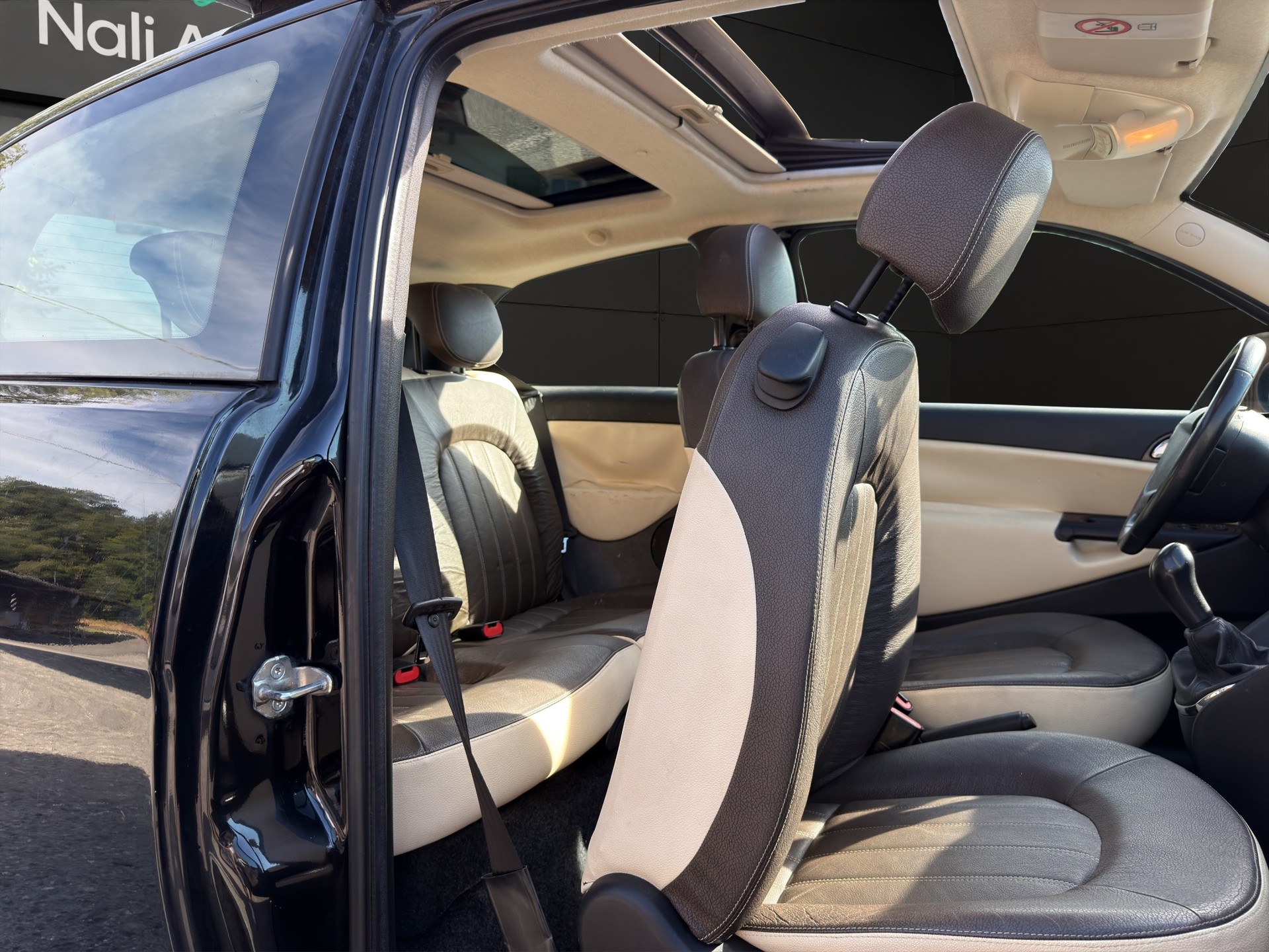 LANCIA Ypsilon 1.3 16V JTD Glamour B-Colore-image-12