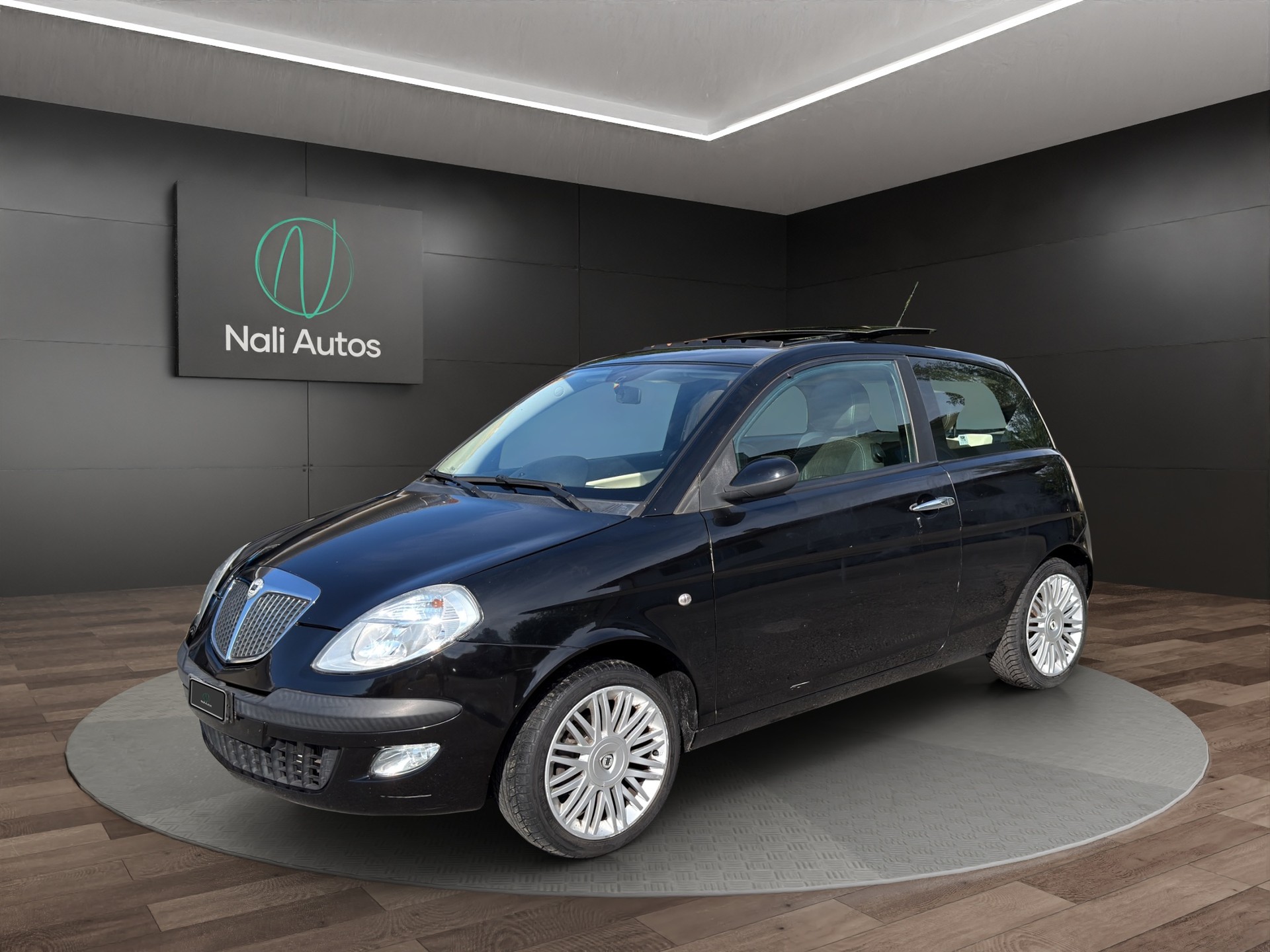 LANCIA Ypsilon 1.3 16V JTD Glamour B-Colore