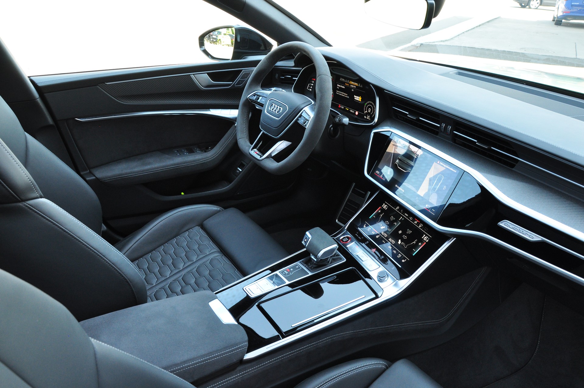 AUDI RS7 Sportback MHEV Performance-image-21