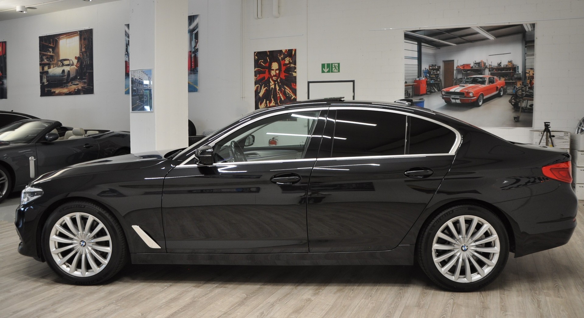 BMW 530d xDrive Sport Line Steptronic-showroom-element-2