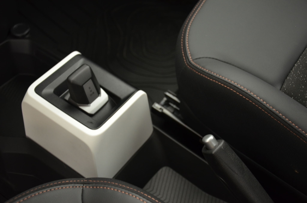 DACIA NEW Spring 27 kWh Extreme *CCS*-image-22