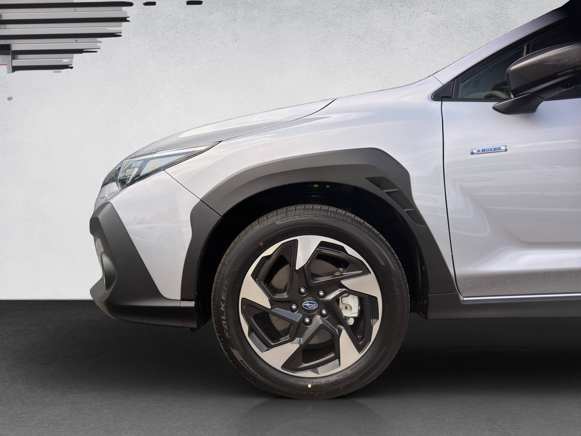 SUBARU Crosstrek 2.0i e-Boxer Swiss Plus-image-3