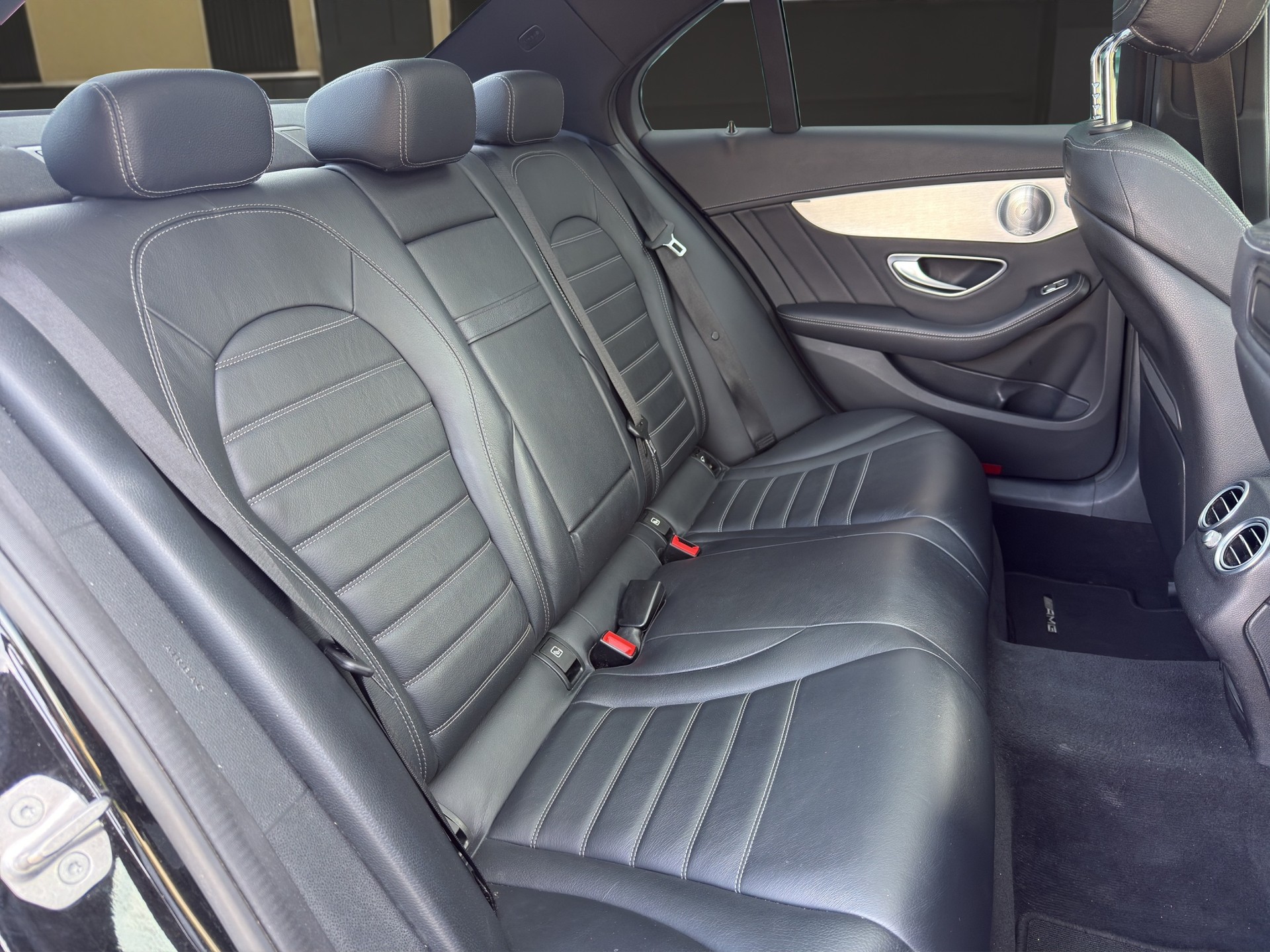 MERCEDES-BENZ C 43 AMG 4matic-image-13