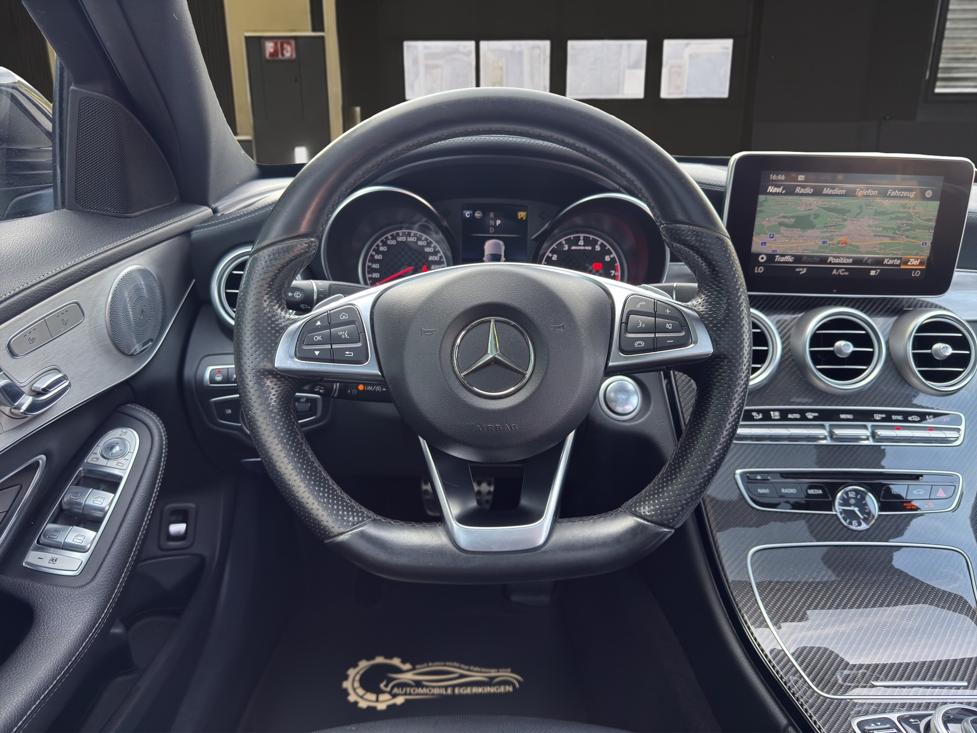 MERCEDES-BENZ C 43 AMG 4matic-image-12