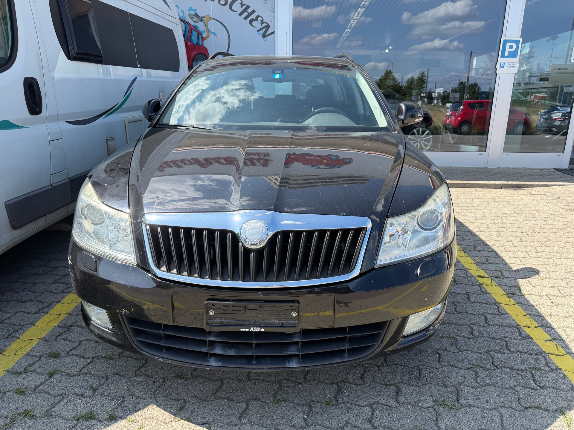 SKODA Octavia Combi 1.8 TSI Swiss Adventure 4x4-showroom-element-2