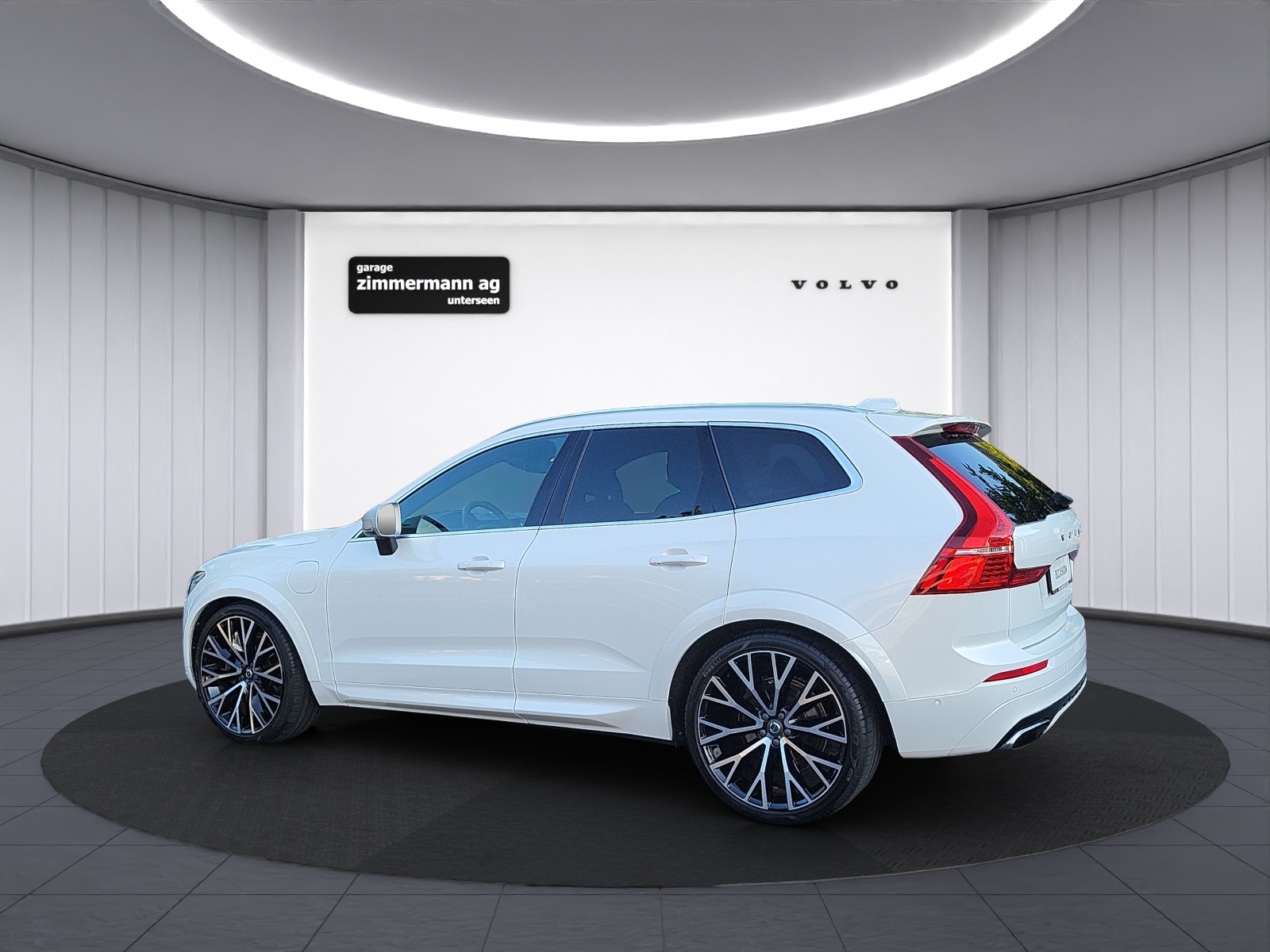 VOLVO XC60 2.0 T8 TE R-Design AWD-image-9