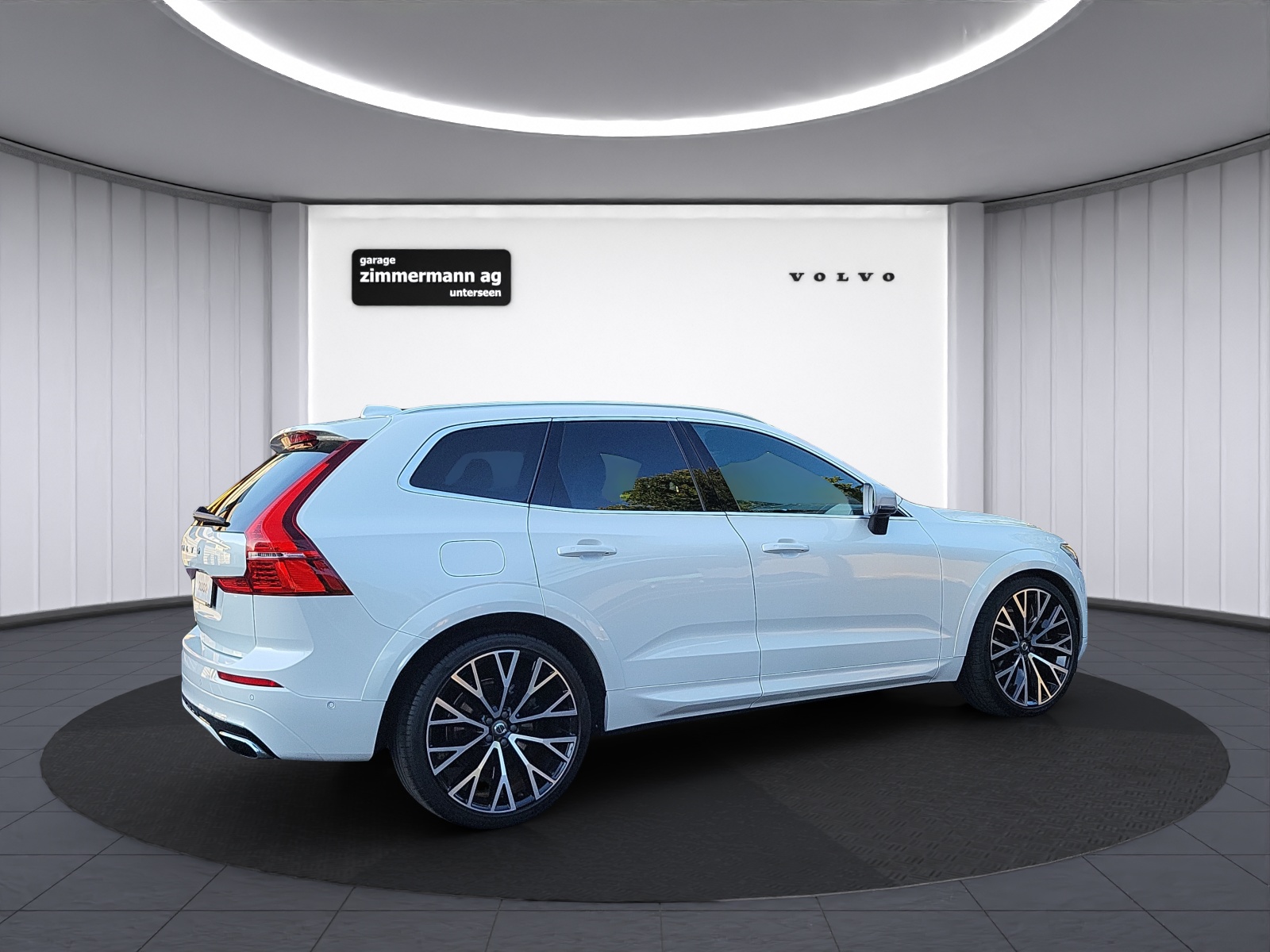 VOLVO XC60 2.0 T8 TE R-Design AWD-image-5