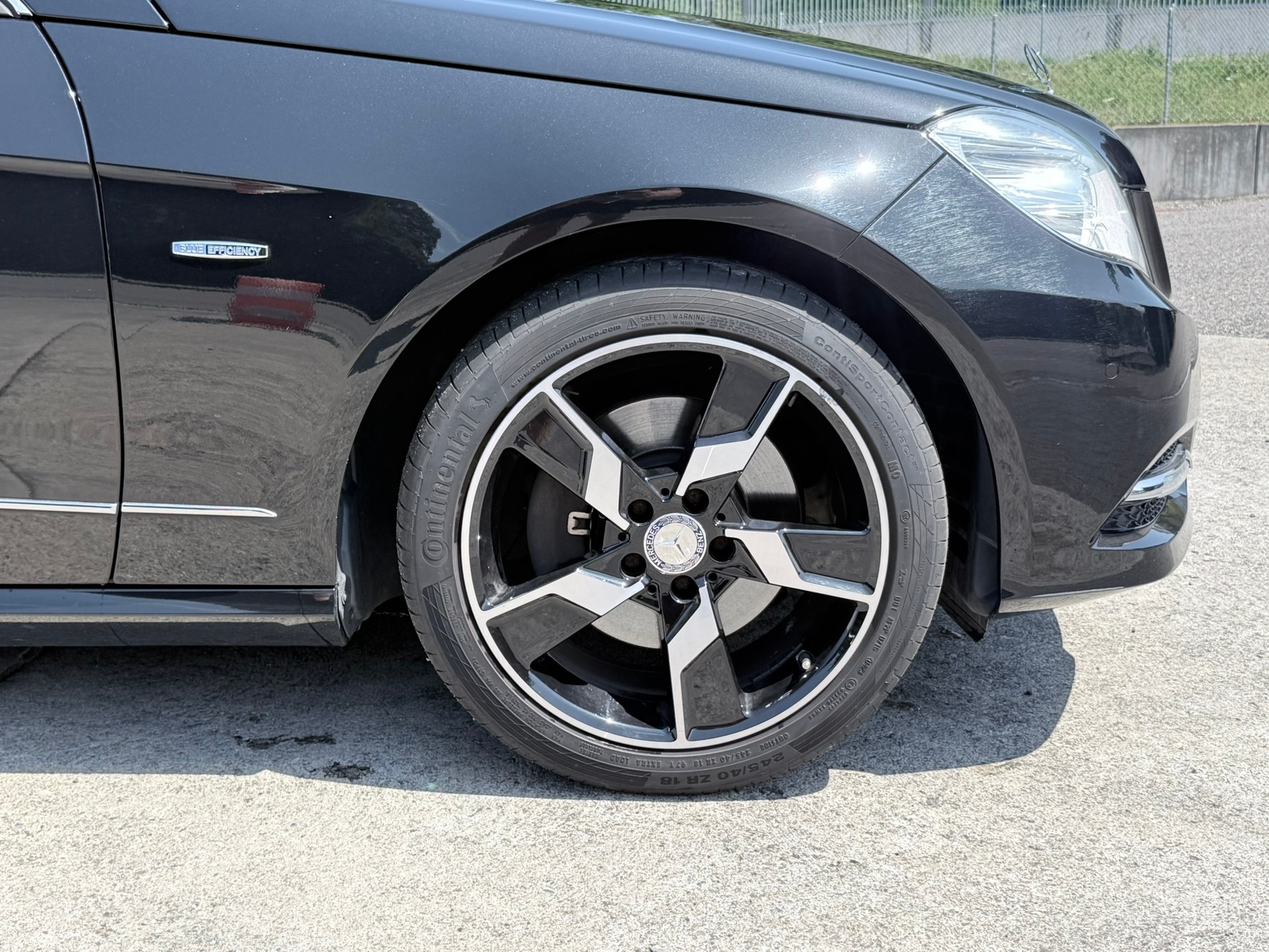 MERCEDES-BENZ E 250 CGI BlueEfficiency Avantgarde Automatic-showroom-element-3