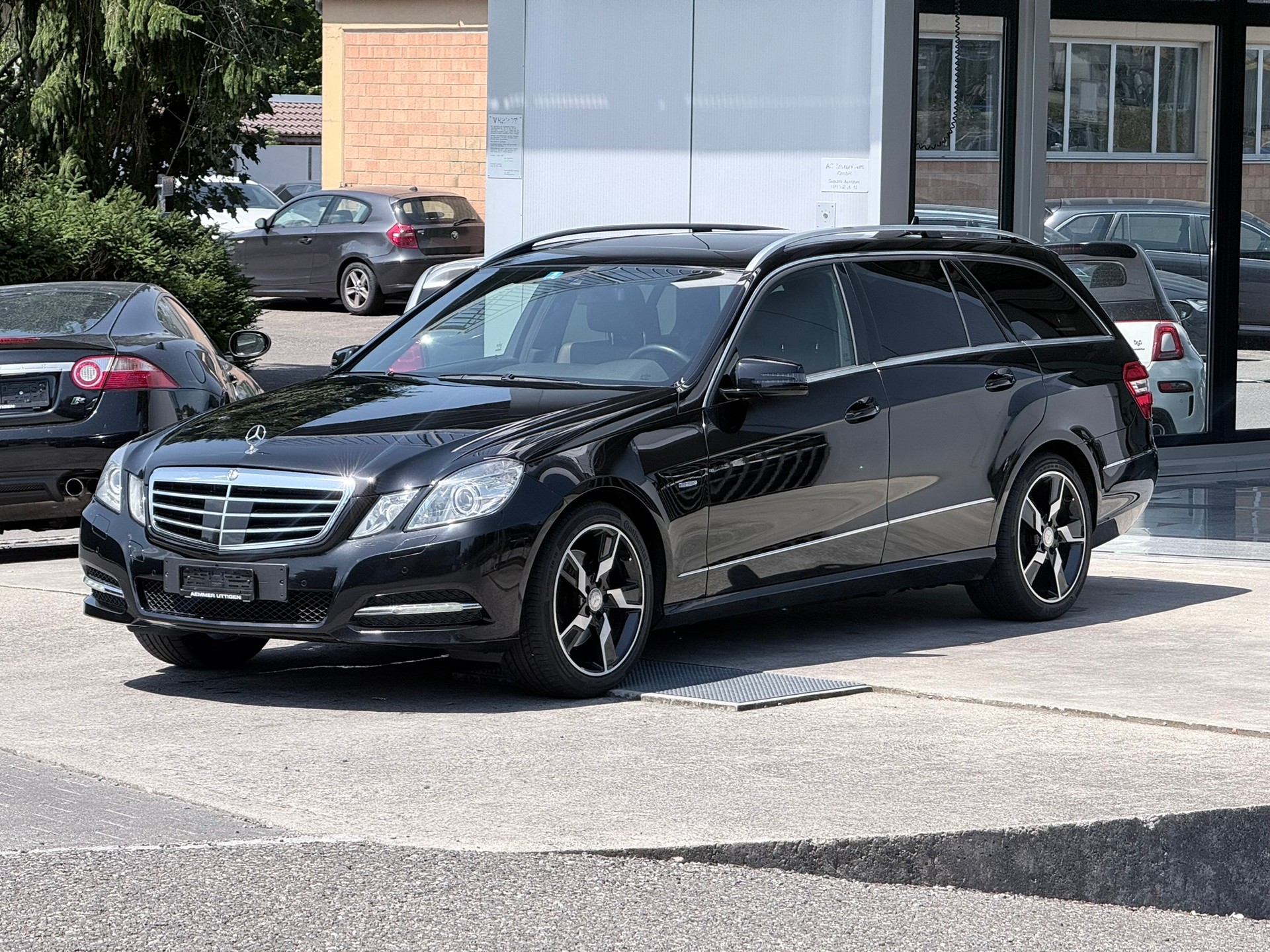 MERCEDES-BENZ E 250 CGI BlueEfficiency Avantgarde Automatic