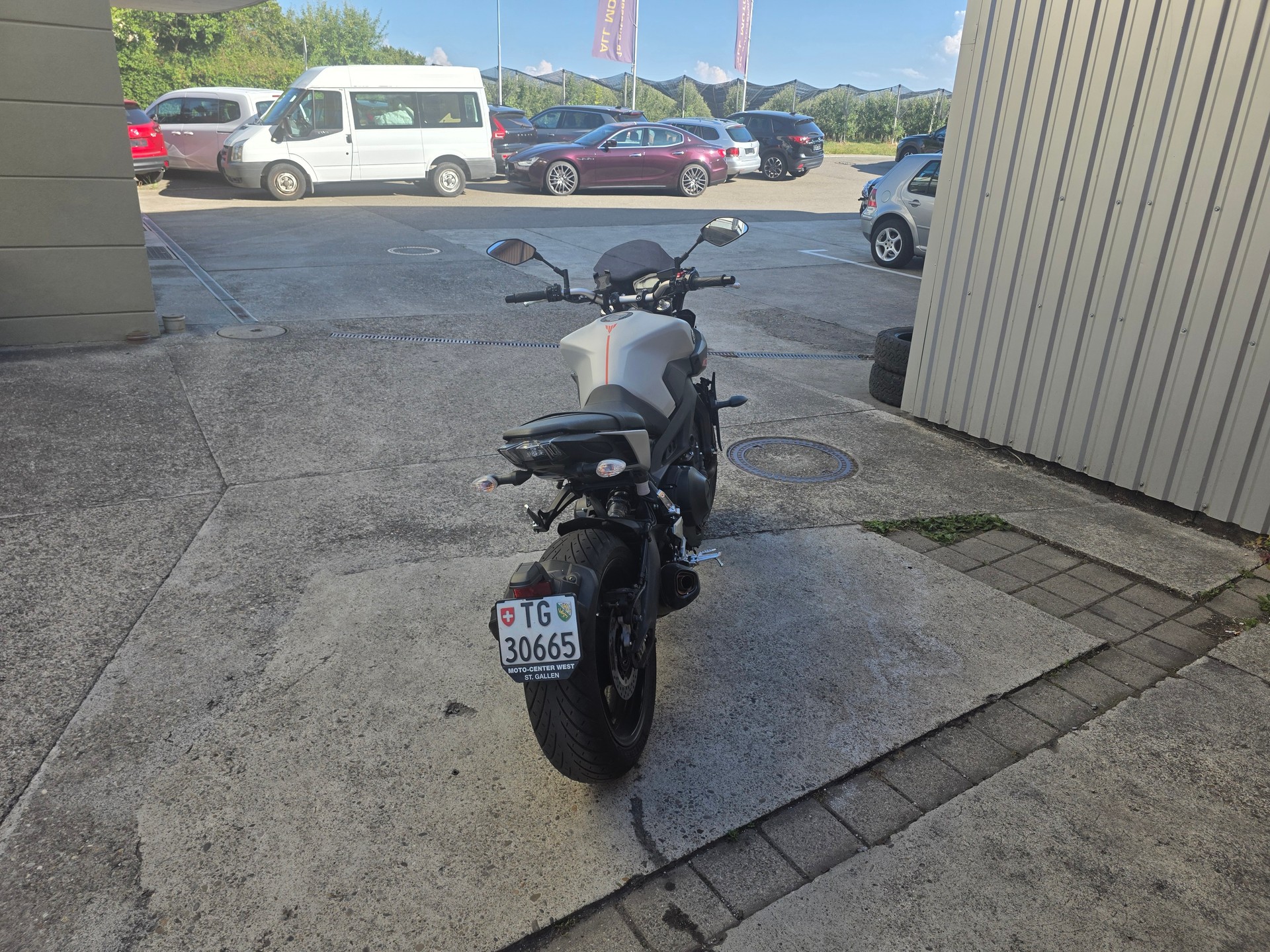 YAMAHA MT-09 ABS-image-2