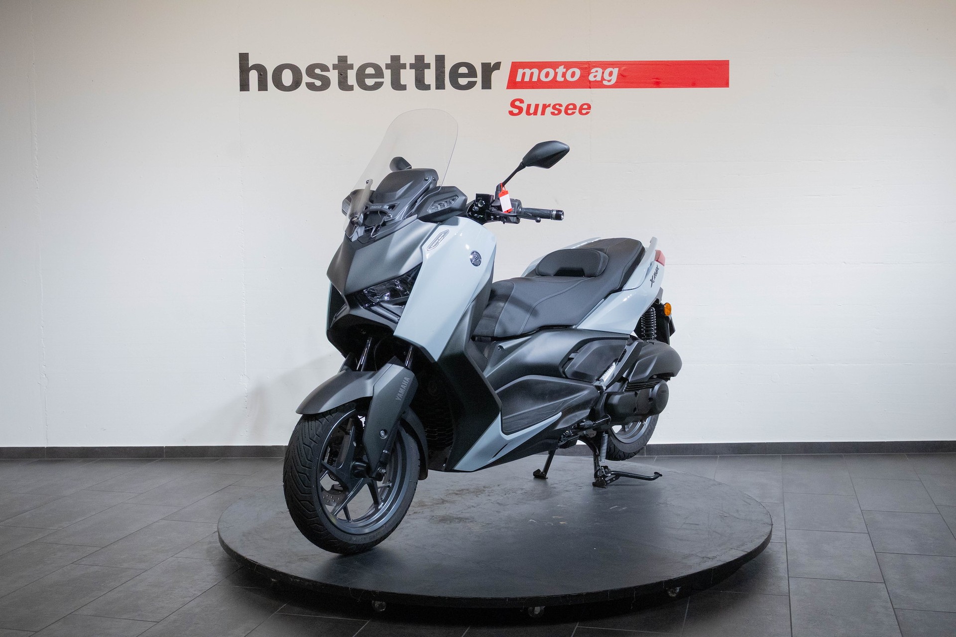 YAMAHA XMAX 125 Tech MAX-image-1