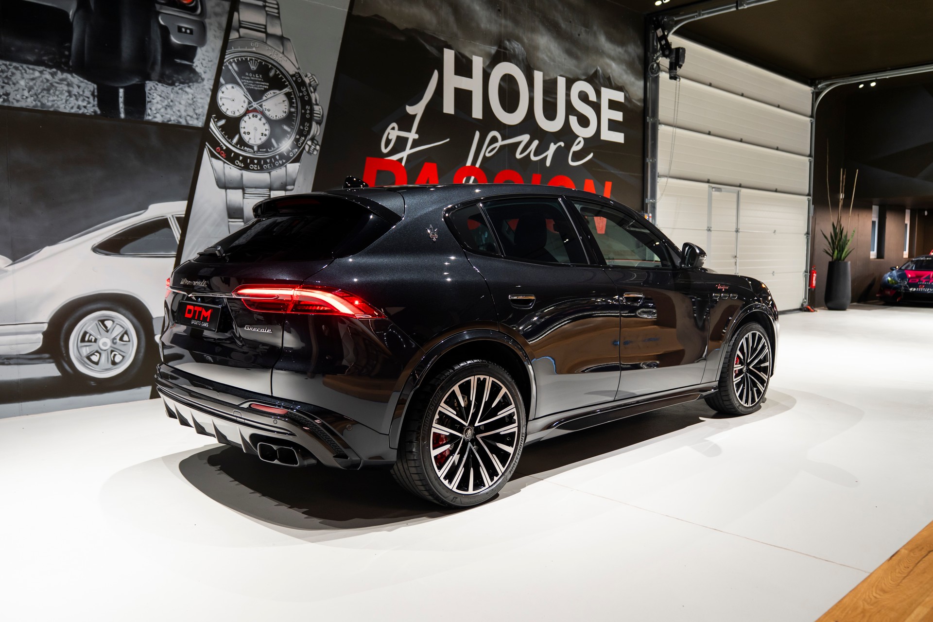 MASERATI Grecale 3.0 Trofeo Automatica-showroom-element-3