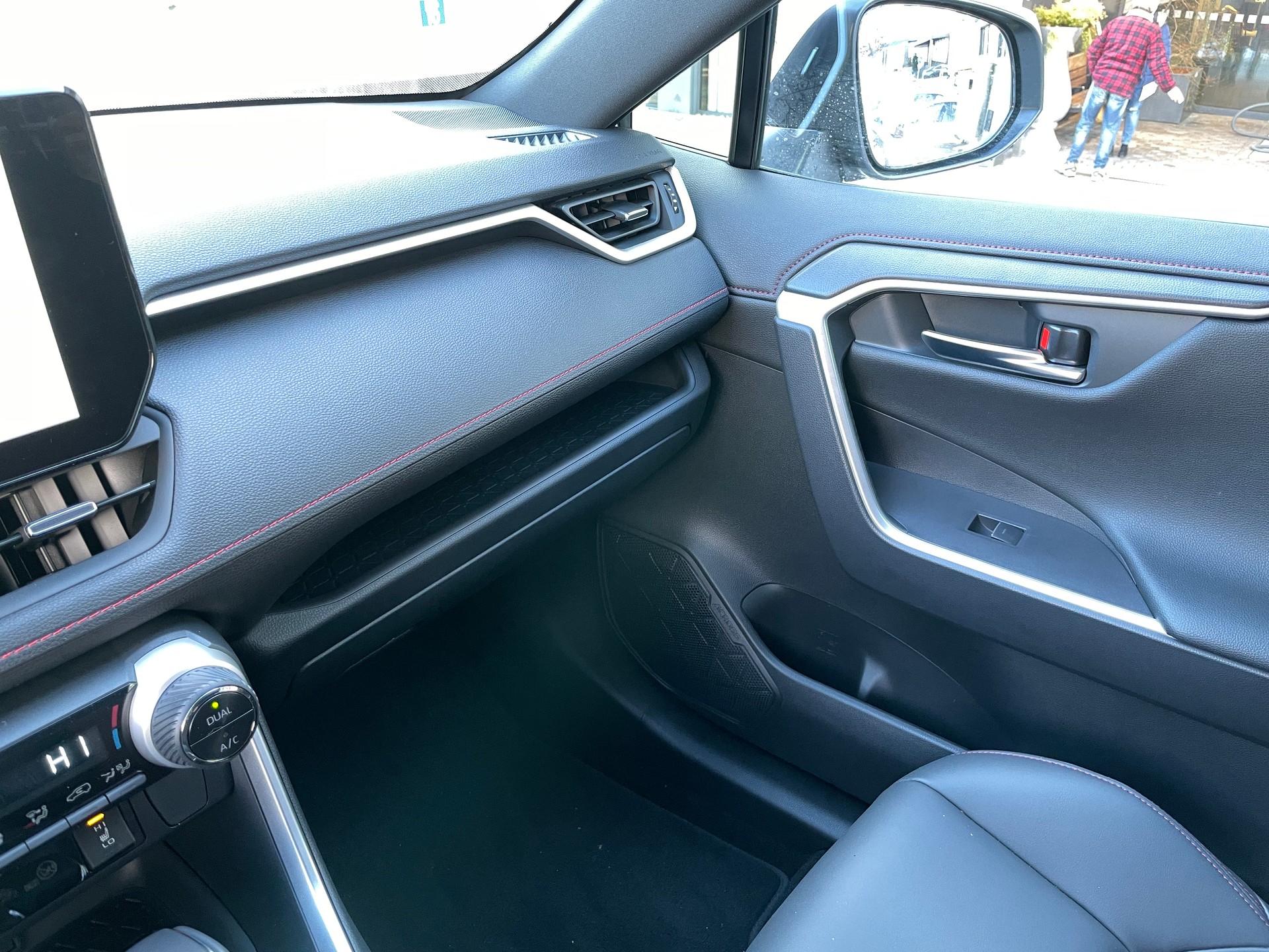 SUZUKI Across 2.5 Plug-in-Hybrid Compact Top E-CVT-image-24