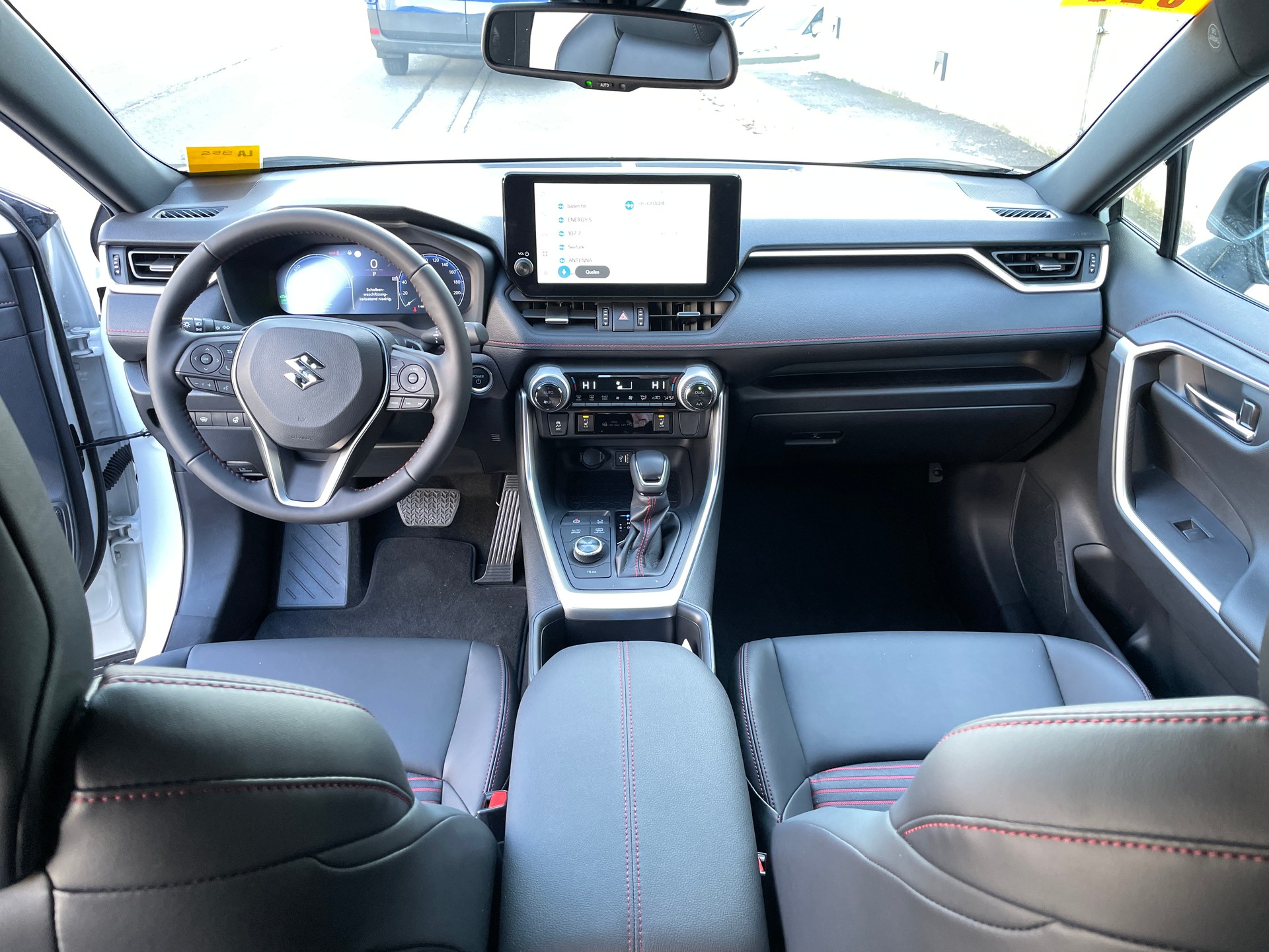SUZUKI Across 2.5 Plug-in-Hybrid Compact Top E-CVT-image-18