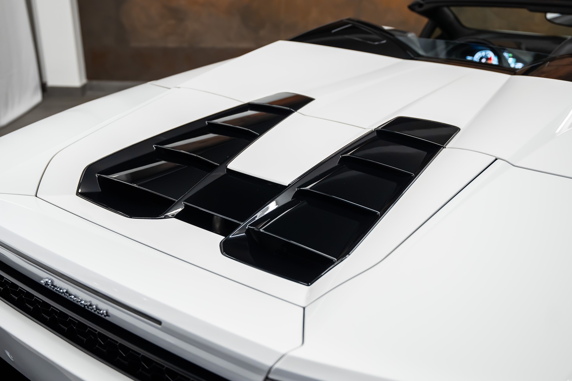 LAMBORGHINI LP610-4 Spyder DCT *CH-Fahrzeug*Alcantara*Keramik*Lift*-image-13