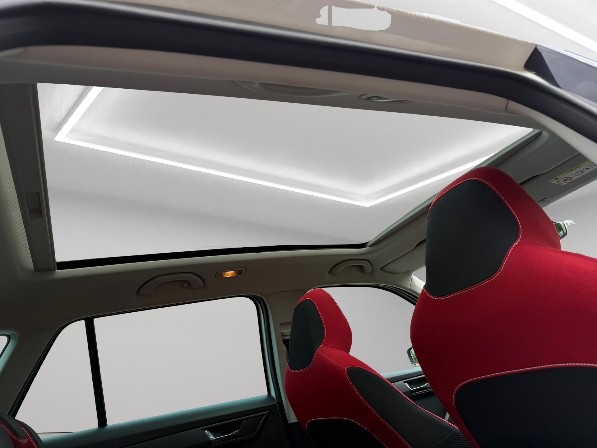 SKODA Fabia 1.0 TSI Monte Carlo DSG-image-15